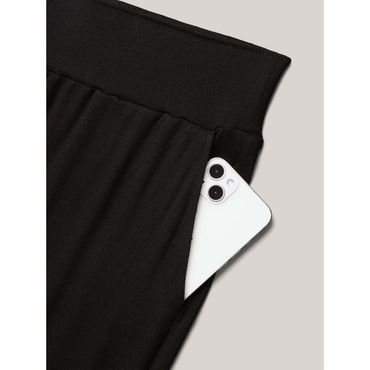 Plus Size Stretchy Waist Straight-Leg Pants Women Black Leisure Wide Leg Mid Rise Casual Pants BloomChic 18-20/2X Product Image