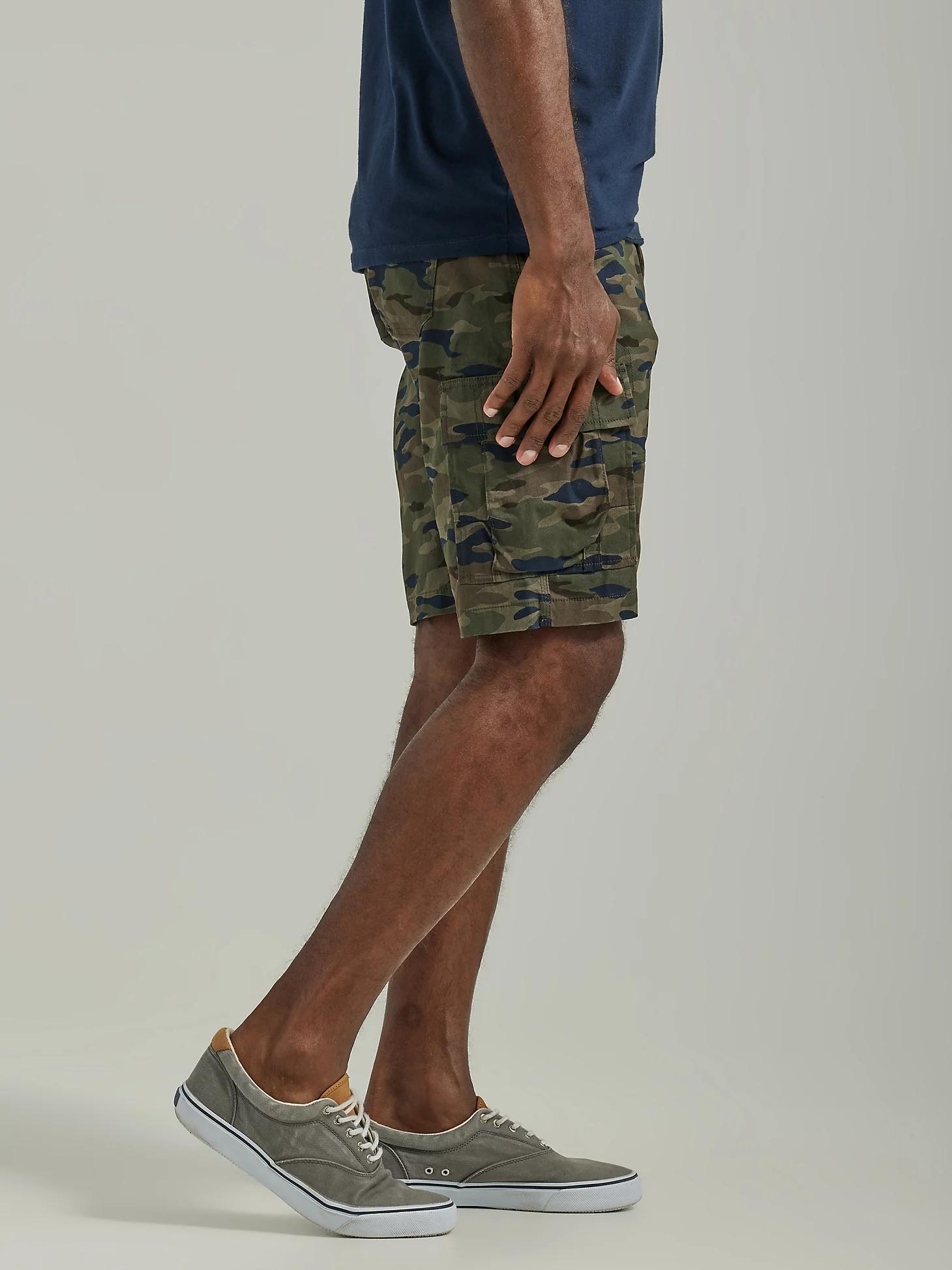 Men's Extreme Motion Carolina Cargo Short | Men's Shorts | Lee® Product Image