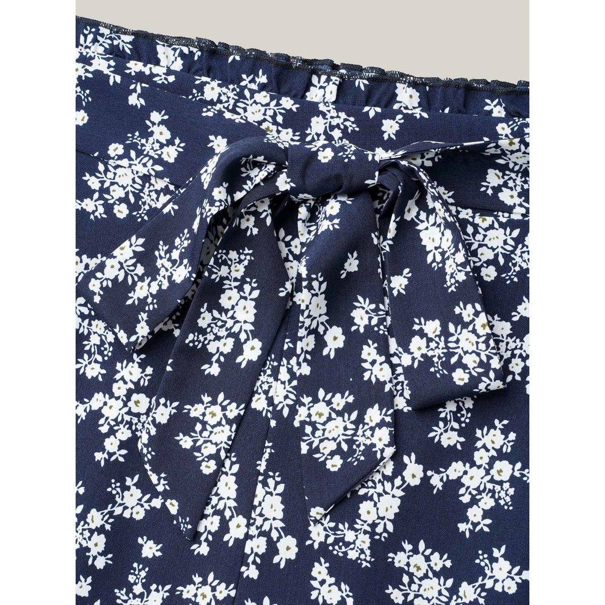 Plus Size Floral Print Waist Stretchy Wide Leg Pants Women Indigo Leisure Wide Leg Mid Rise Casual Pants BloomChic 10/M Product Image