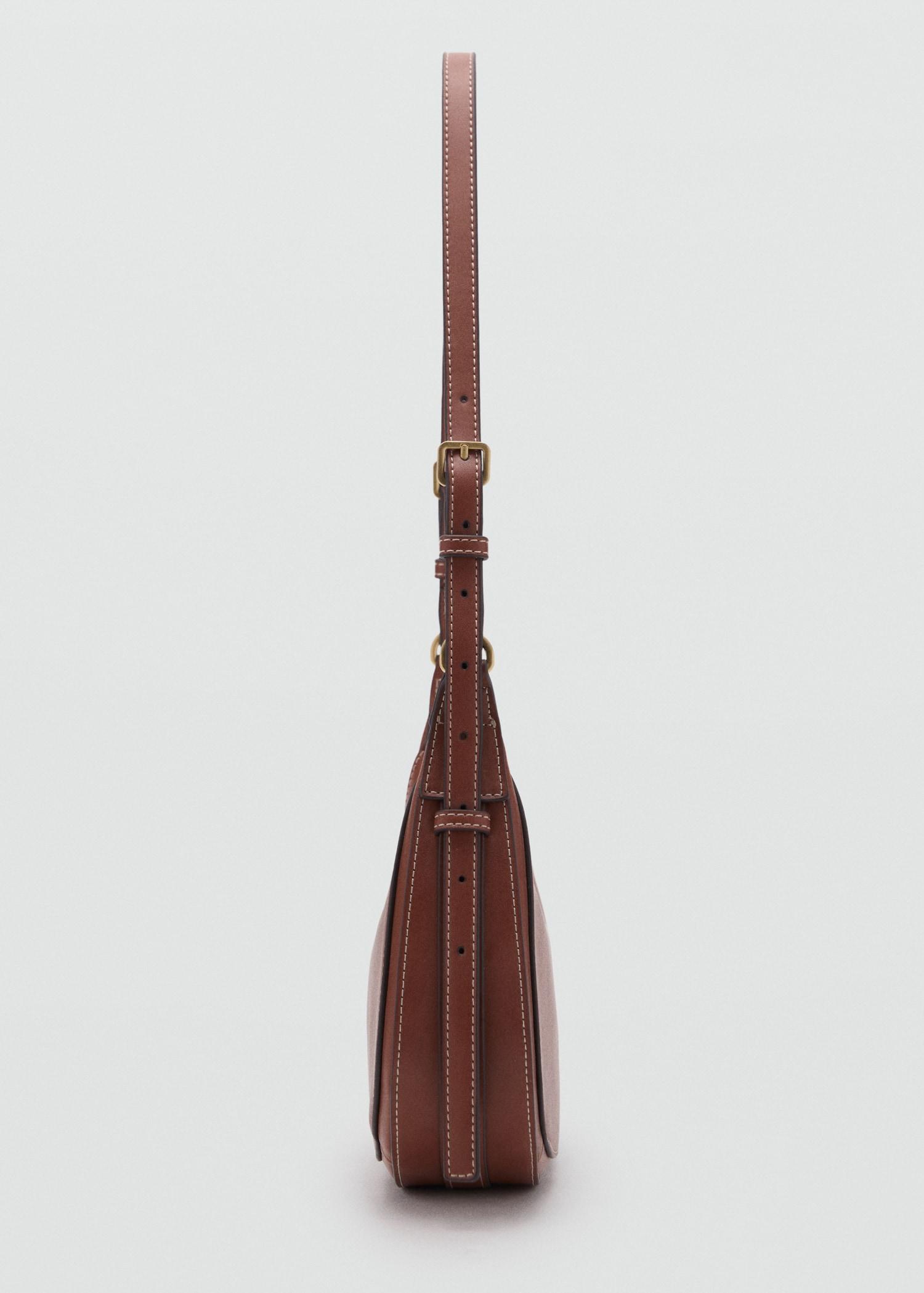 Oval shoulder bag - Women | MANGO USA Product Image