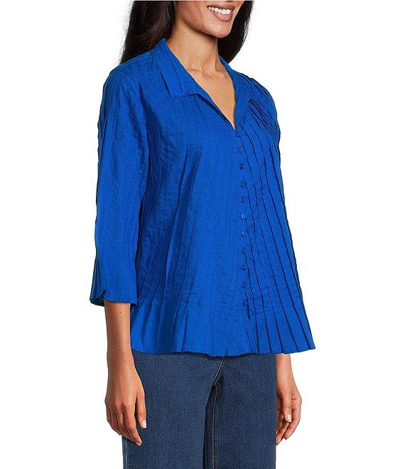 John Mark Pleated Solid Color Wire Collar 3/4 Sleeve Button Front Shirt Product Image