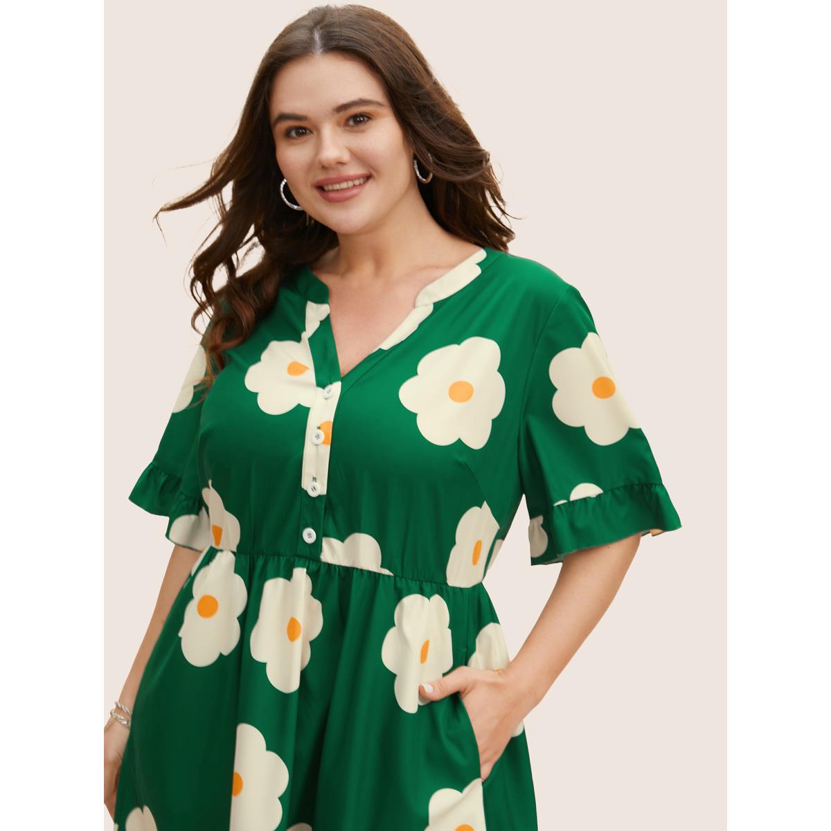 Plus Size Notched Collar Floral Button Up Ruffles Dress DarkGreen Women Casual Button Notched collar Half Sleeve Curvy BloomChic 28/5X Product Image