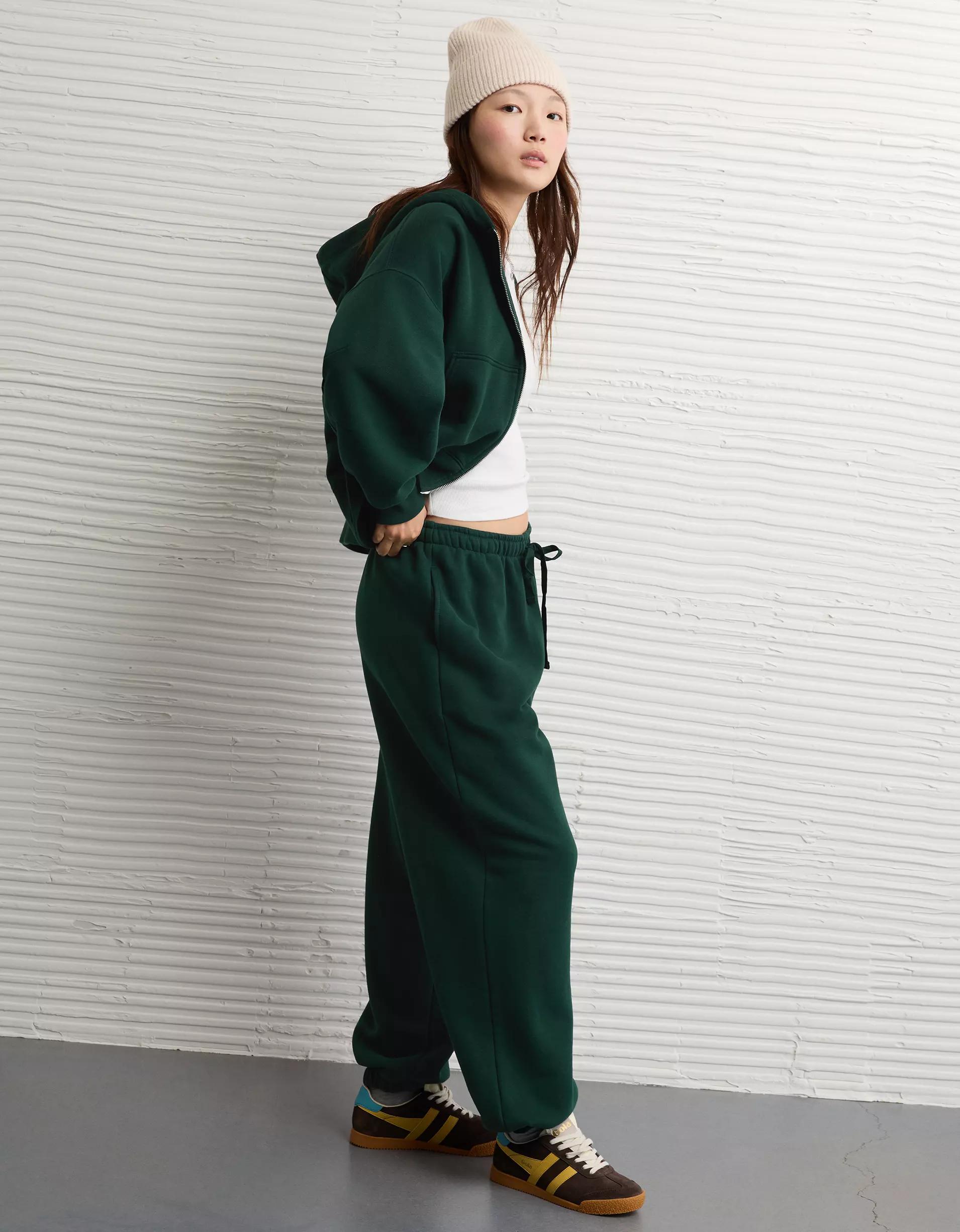 AE Everyday Luxe Jogger Product Image