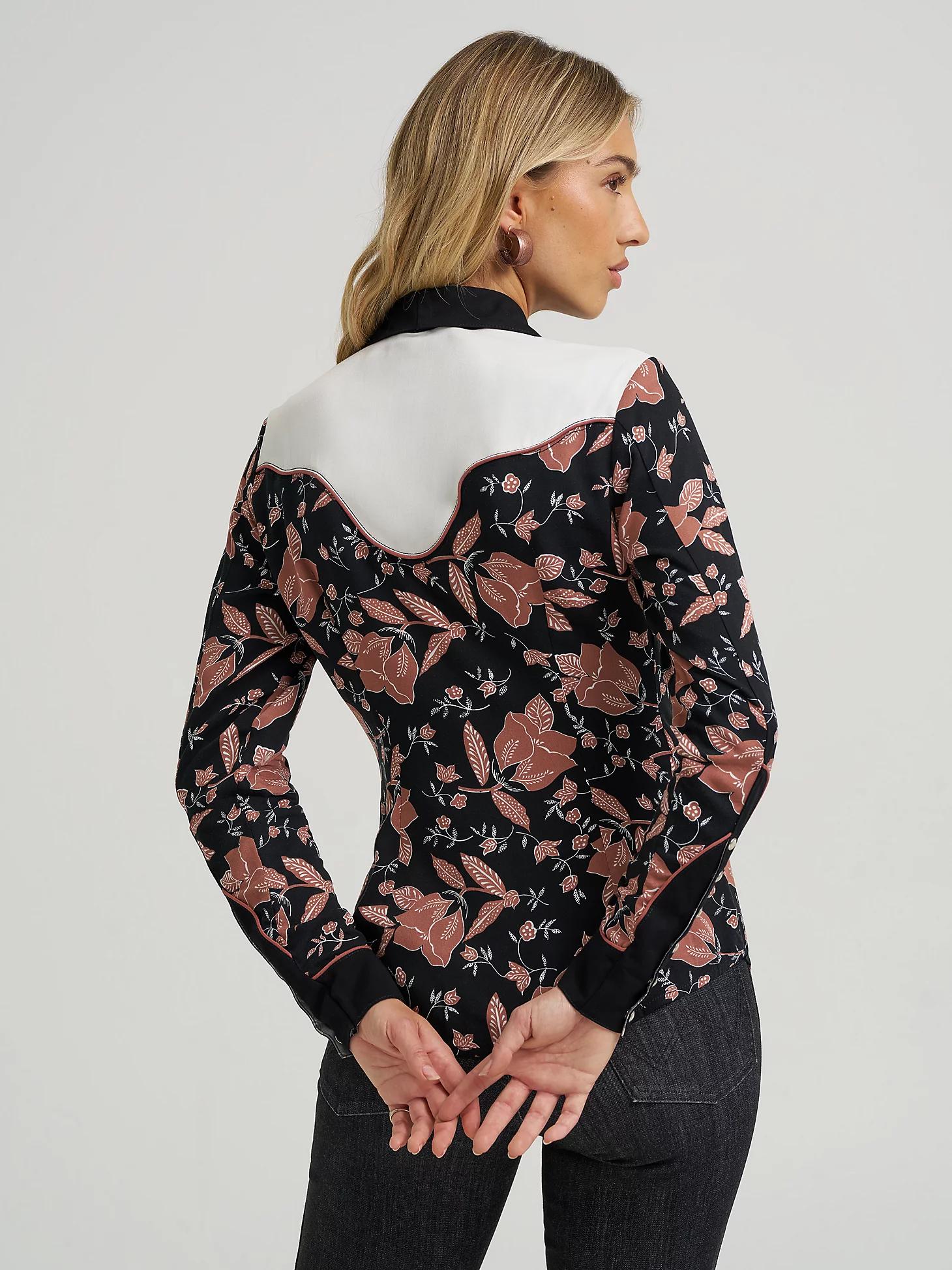 Wrangler x Lainey Wilson Folk Print Western Snap Shirt | Women's TOPS | Wrangler® Product Image