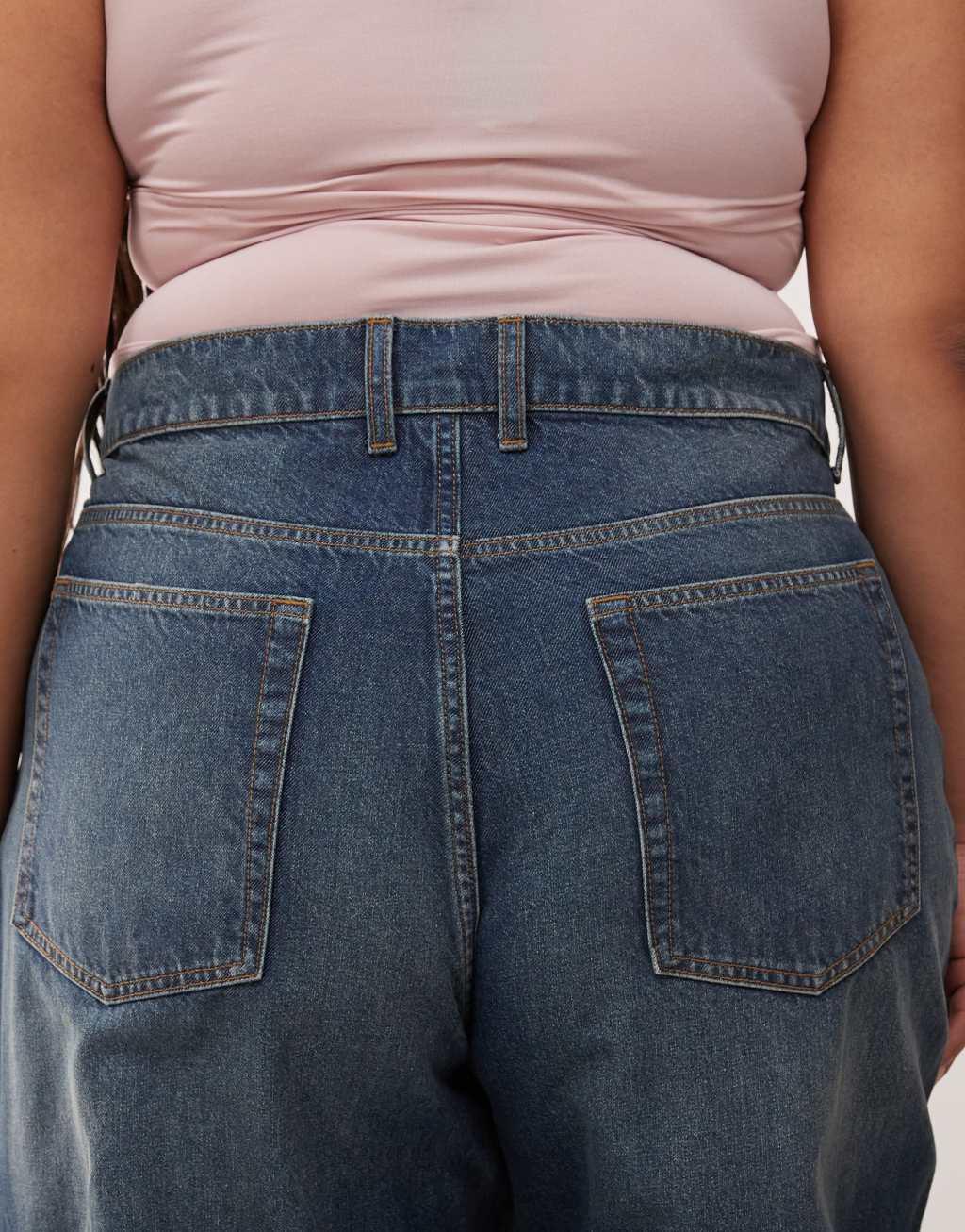 COLLUSION X001 Plus antifit jeans in dirty wash Product Image