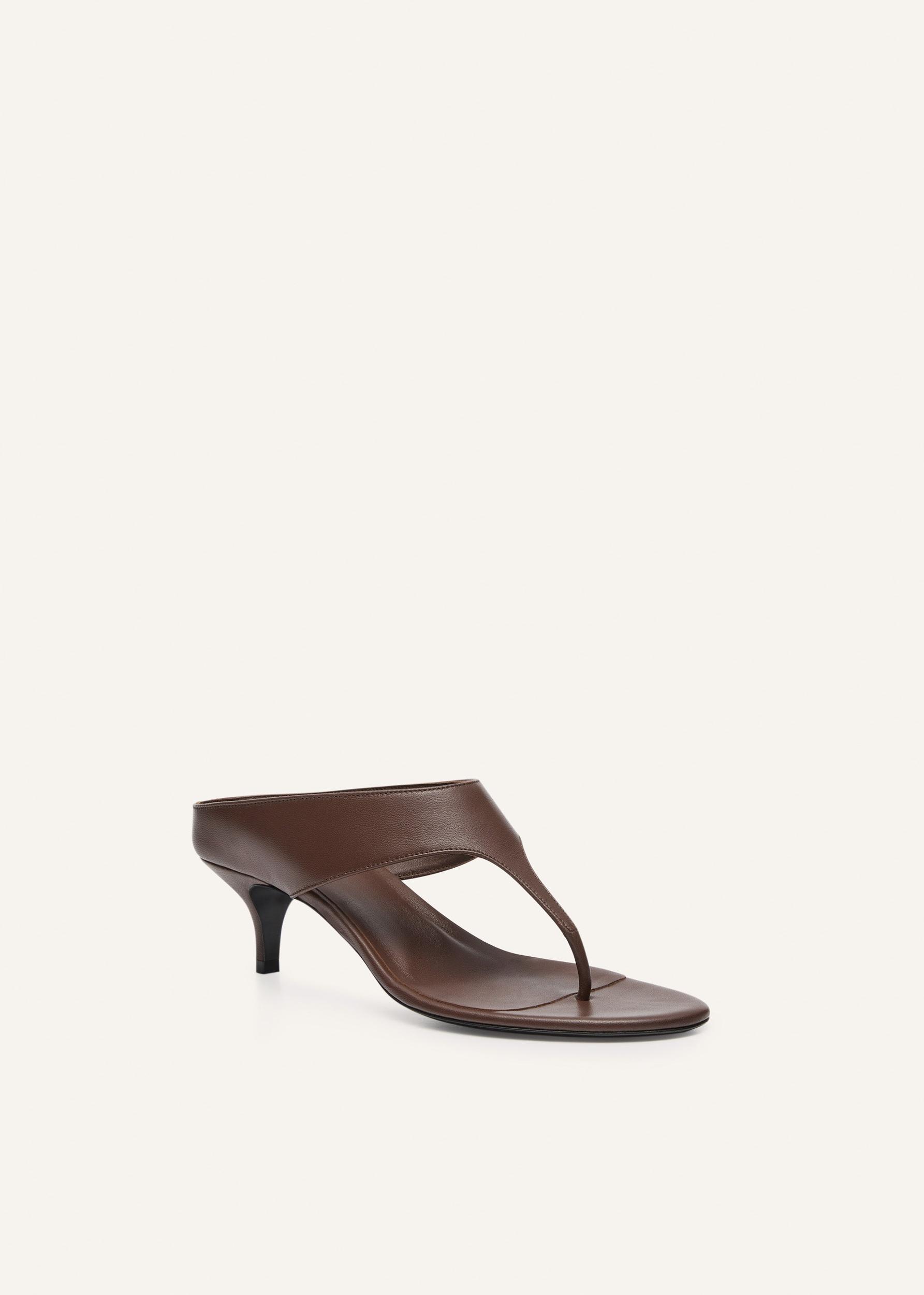 Thong sandals in brown leather Product Image