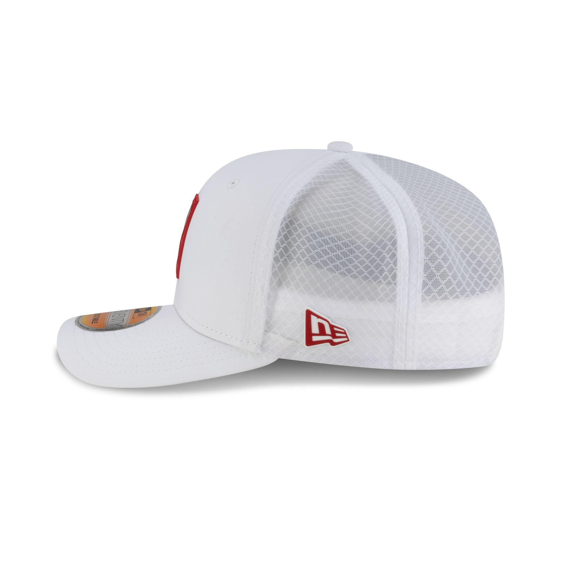 Tampa Bay Buccaneers 2025 Sideline Hot Weather White 9SEVENTY Trucker Hat Male Product Image