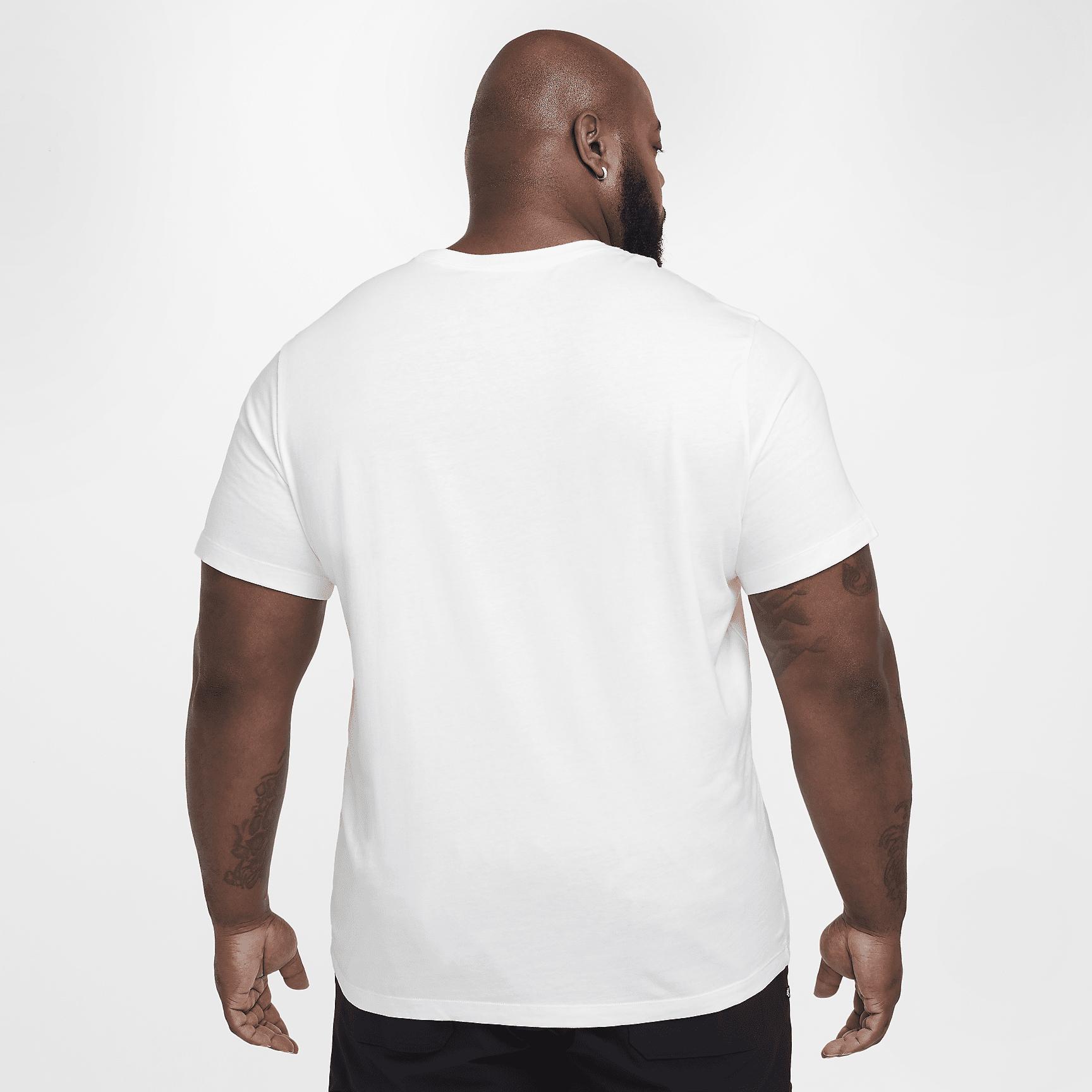 Nike Sportswear T-Shirt Product Image