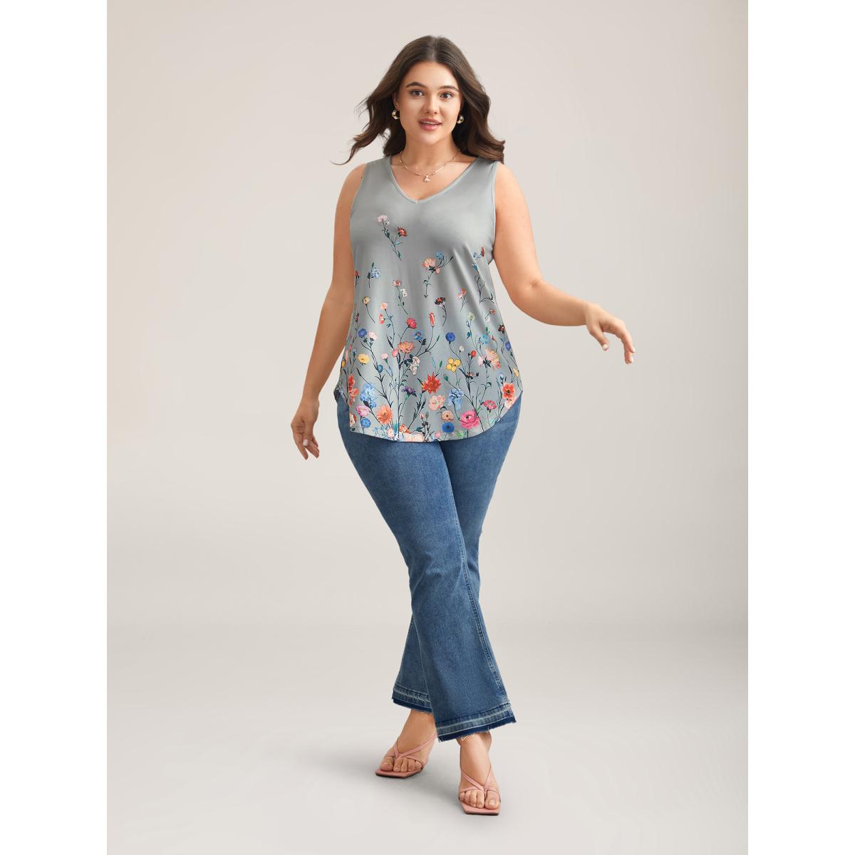 Plus Size Blooming Flowers Print Stretchy Vest Women DarkGray Timeless Non V-neck Elegant Tank Tops Camis BloomChic 18-20/2X Product Image