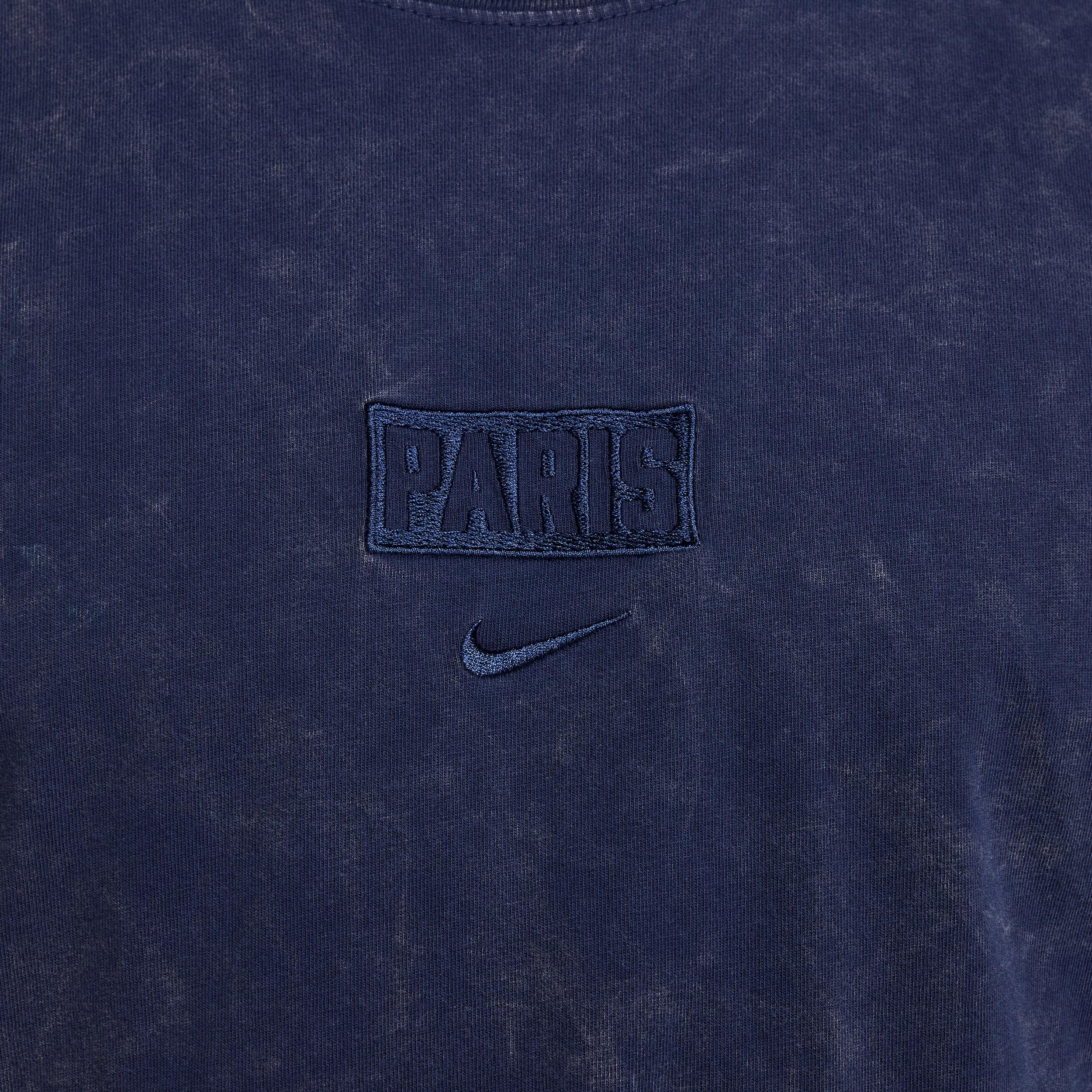 Paris Saint-Germain Premium Essentials Nike Men's Soccer T-Shirt Product Image