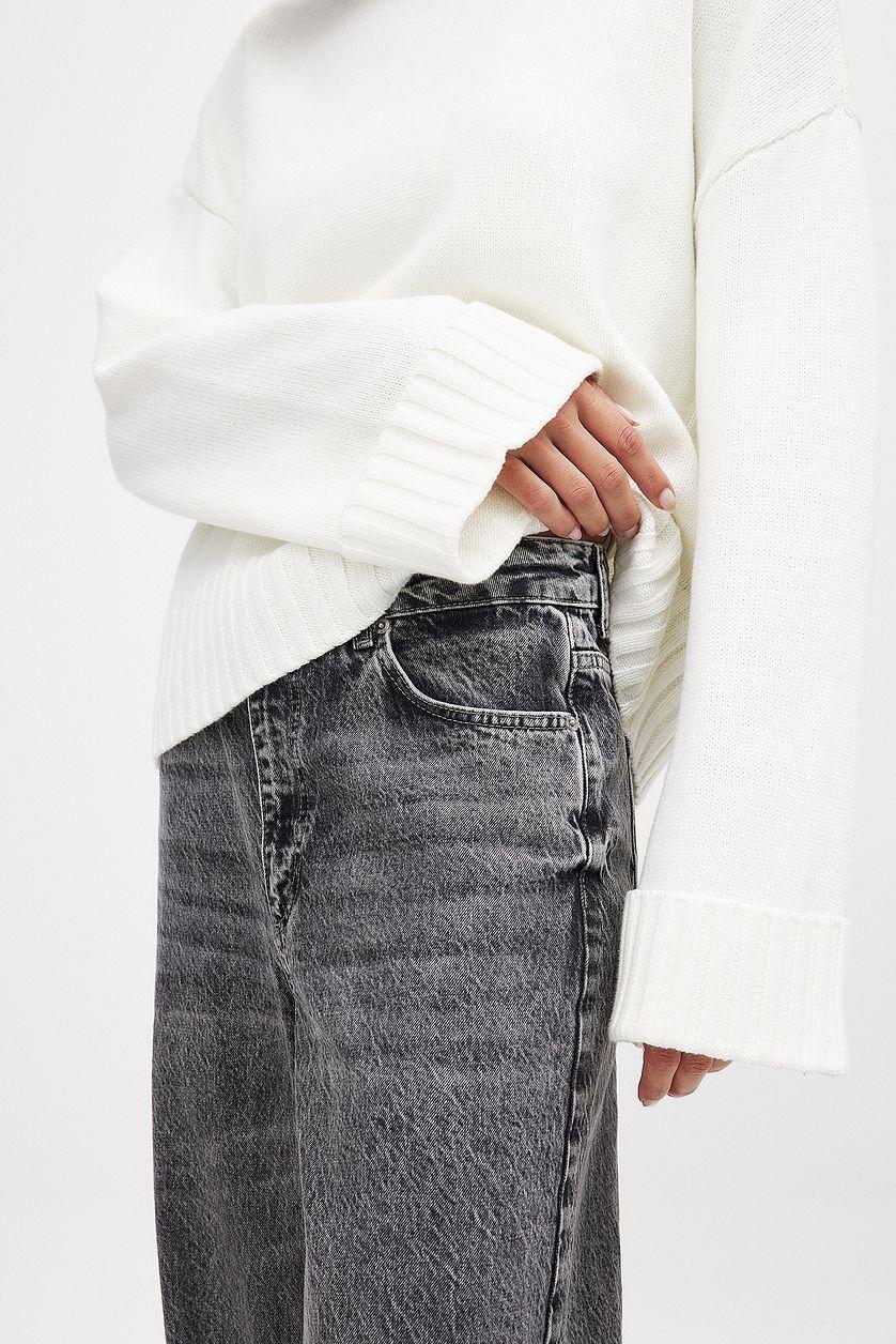 Low Waist Wide Leg Jeans Product Image