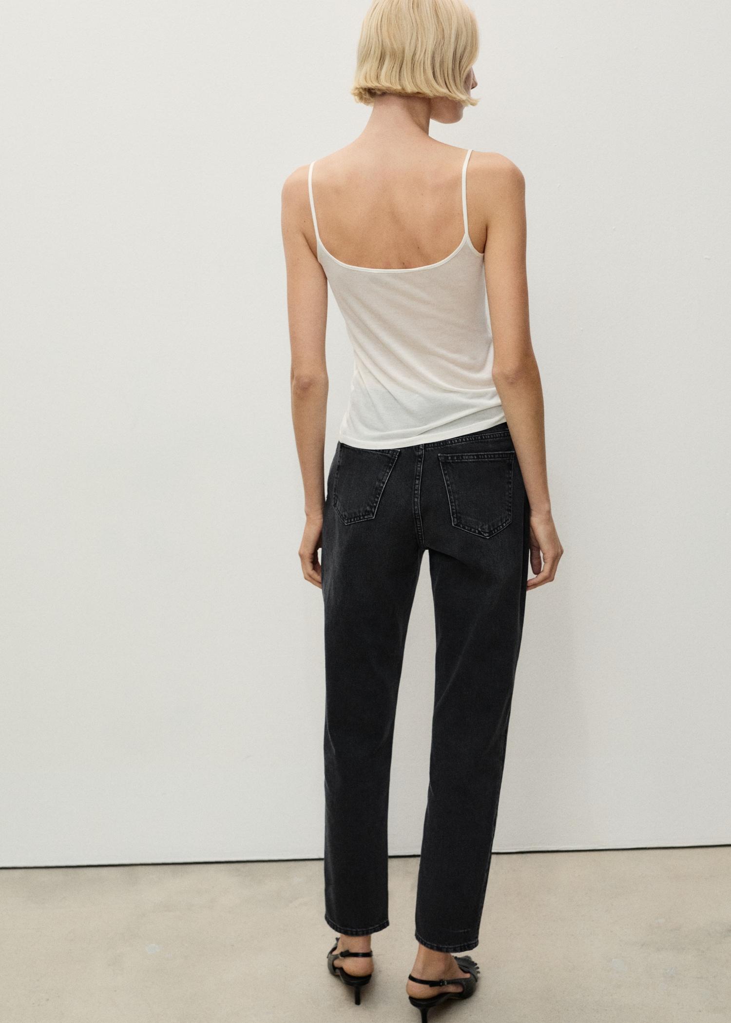 Mom2000 high-rise jeans - Women | MANGO USA Product Image