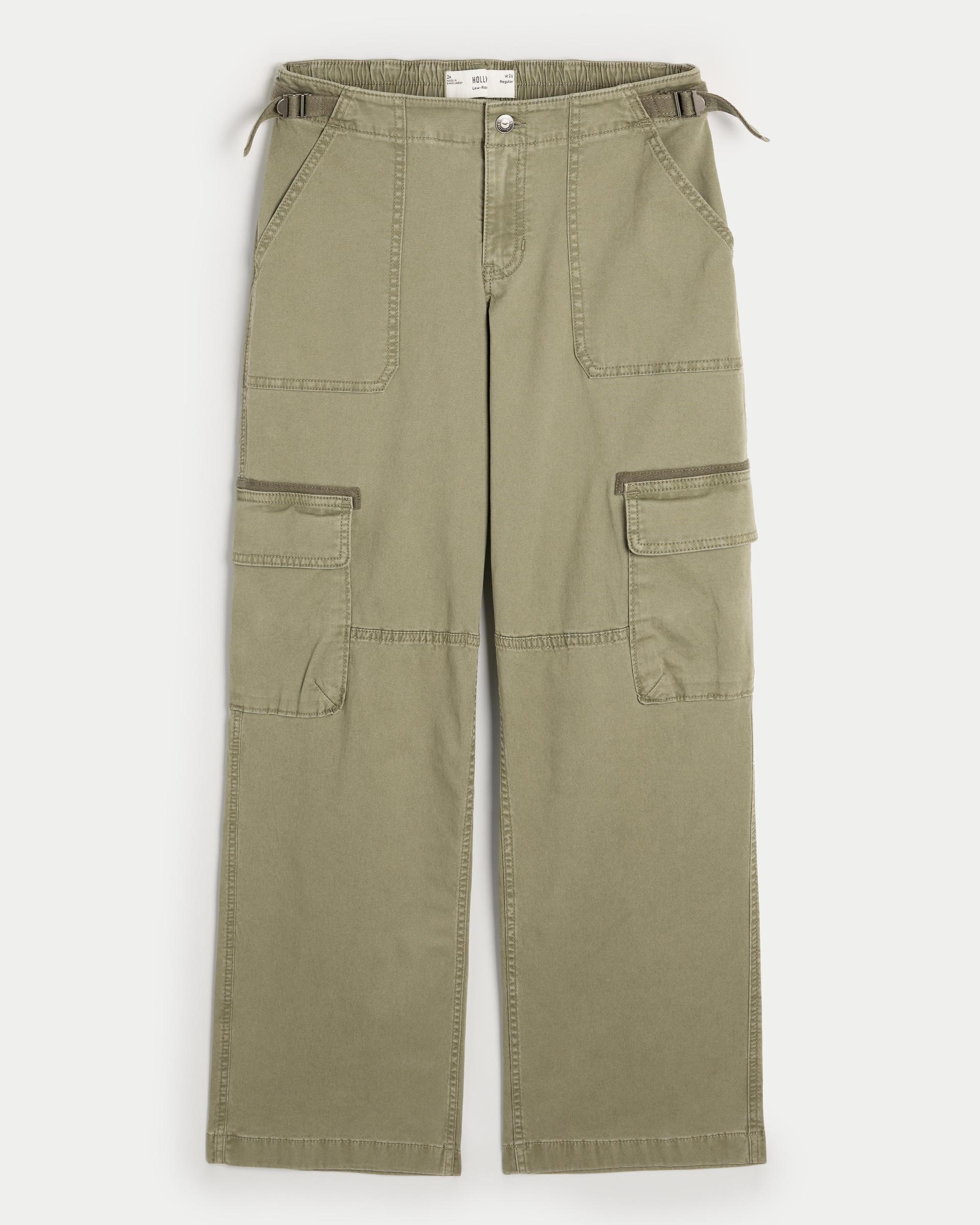 Low-Rise Baggy Cargo Pants Product Image