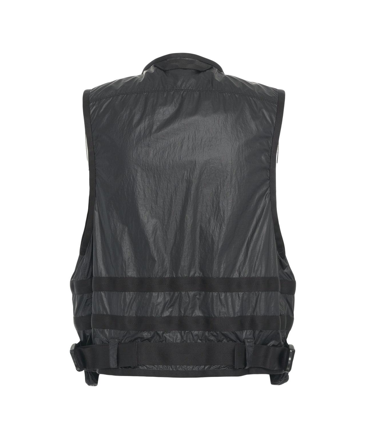 Multi pocket nylon vest Product Image
