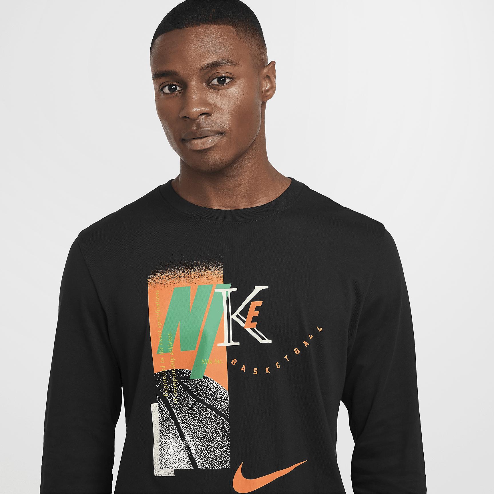 Nike Men's Long-Sleeve Basketball T-Shirt Product Image