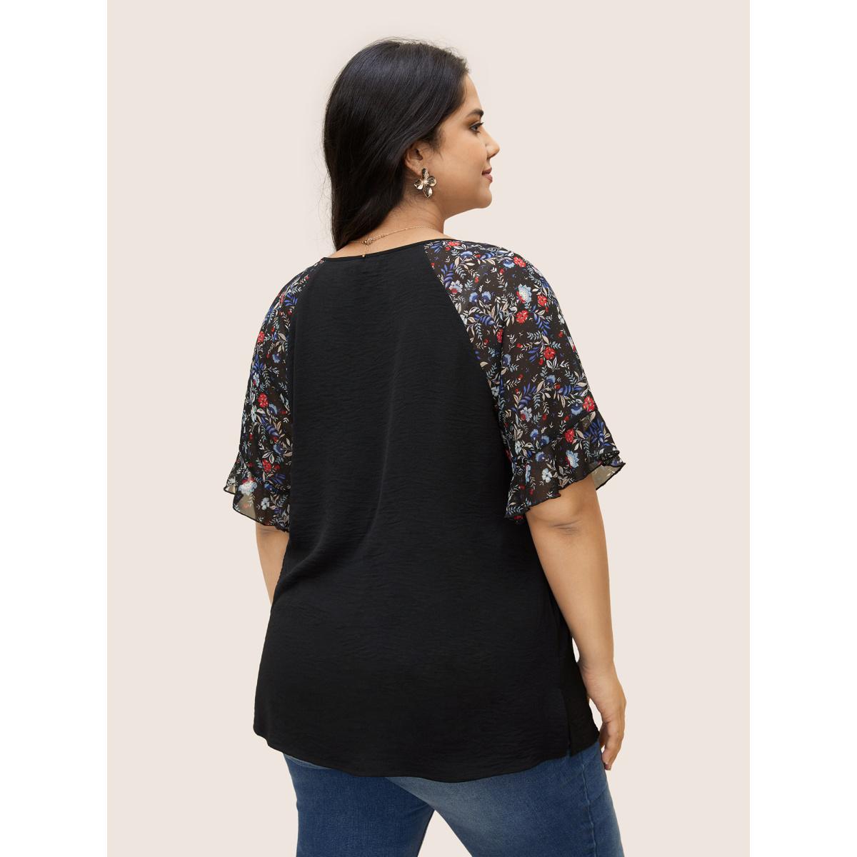 Plus Size Black Ditsy Floral Ruffles Raglan Sleeve Blouse Women Elegant Short sleeve Round Neck Everyday Blouses BloomChic 22-24/3X Product Image