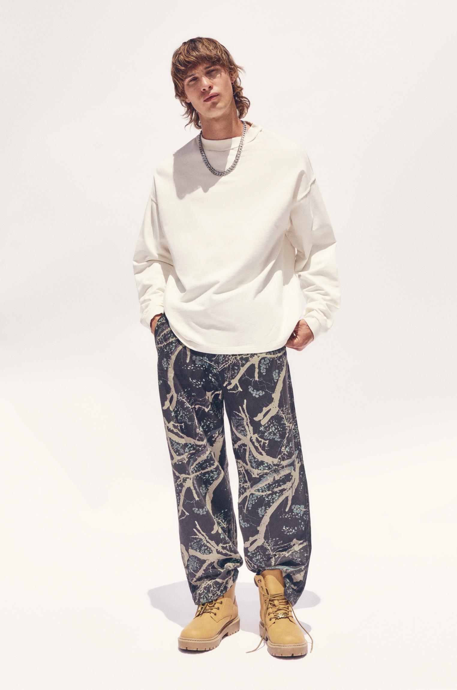 Seam detail long sleeve T-shirt Product Image