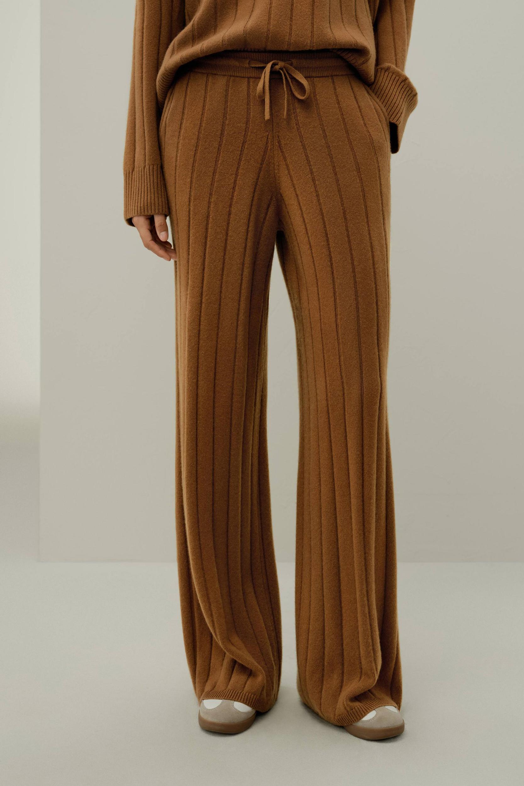 Ribbed Wide-Leg Pants Product Image