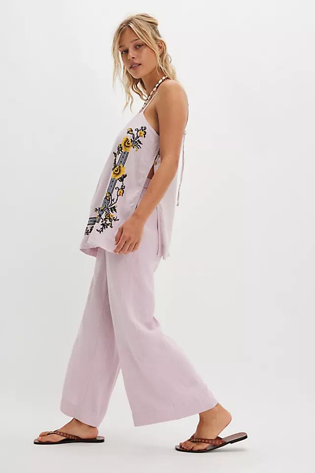 Sightseer Embroidered Linen Set Product Image