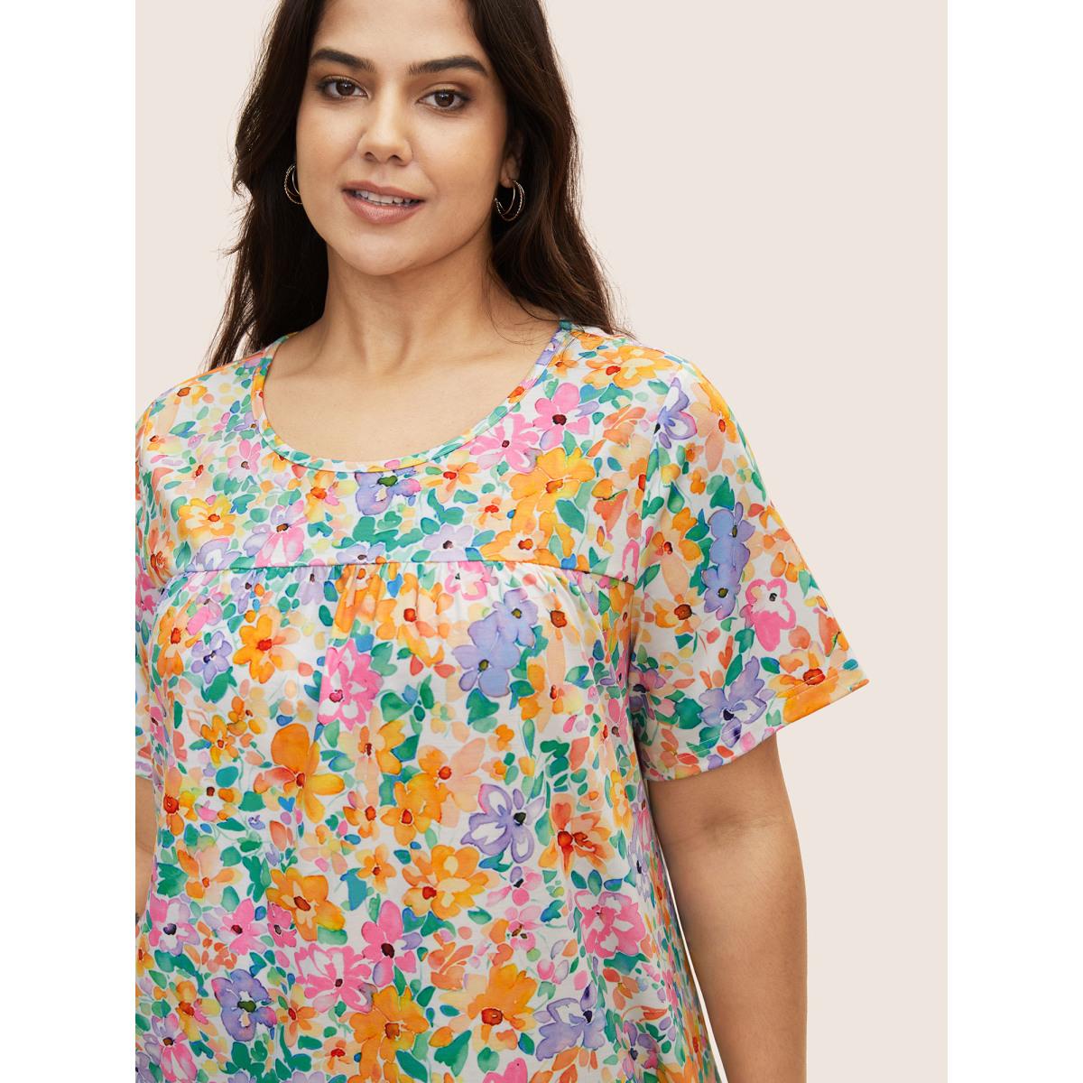 Plus Size Crew Neck Colored Floral Gathered T-shirt Multicolor Women Elegant Contrast Natural Flowers Round Neck Everyday T-shirts BloomChic 28/5X Product Image
