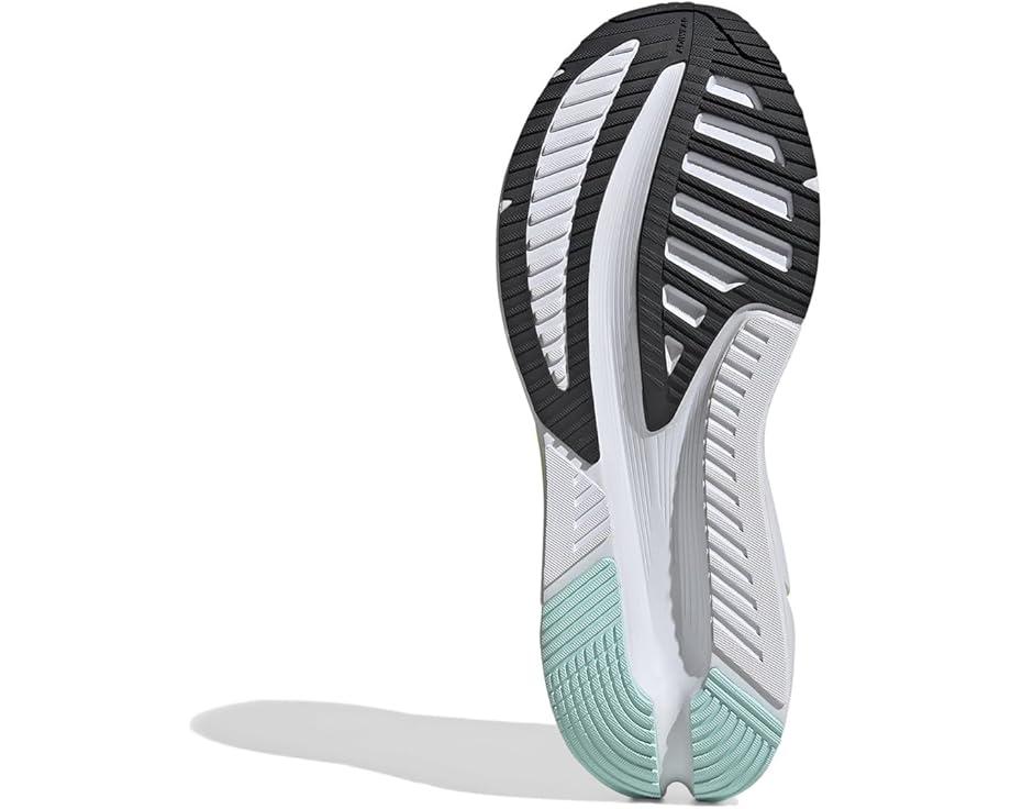 Questar 3 Running Shoes Product Image