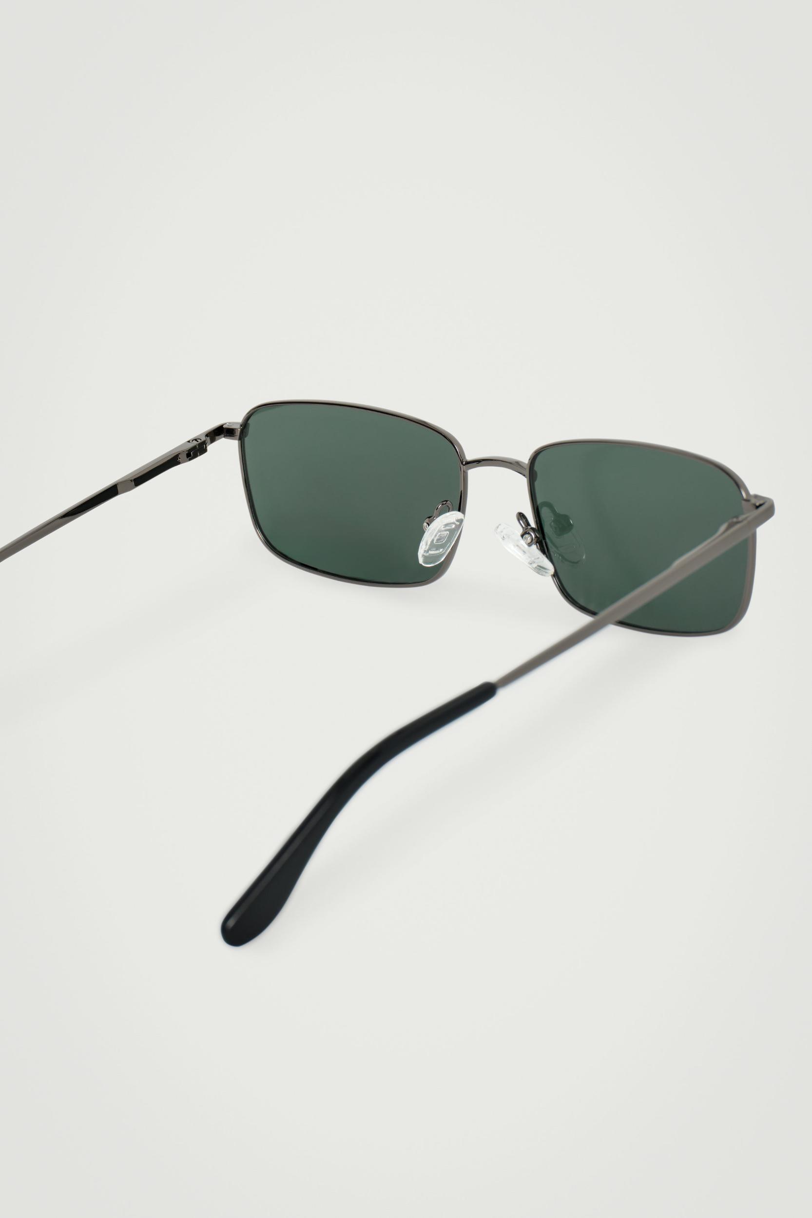 RECTANGLE WIRE-FRAME SUNGLASSES Product Image