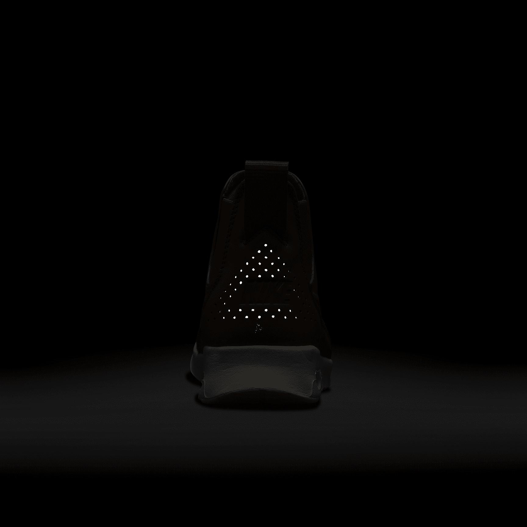 Nike Air Max Thea Mid Women's Shoe Product Image