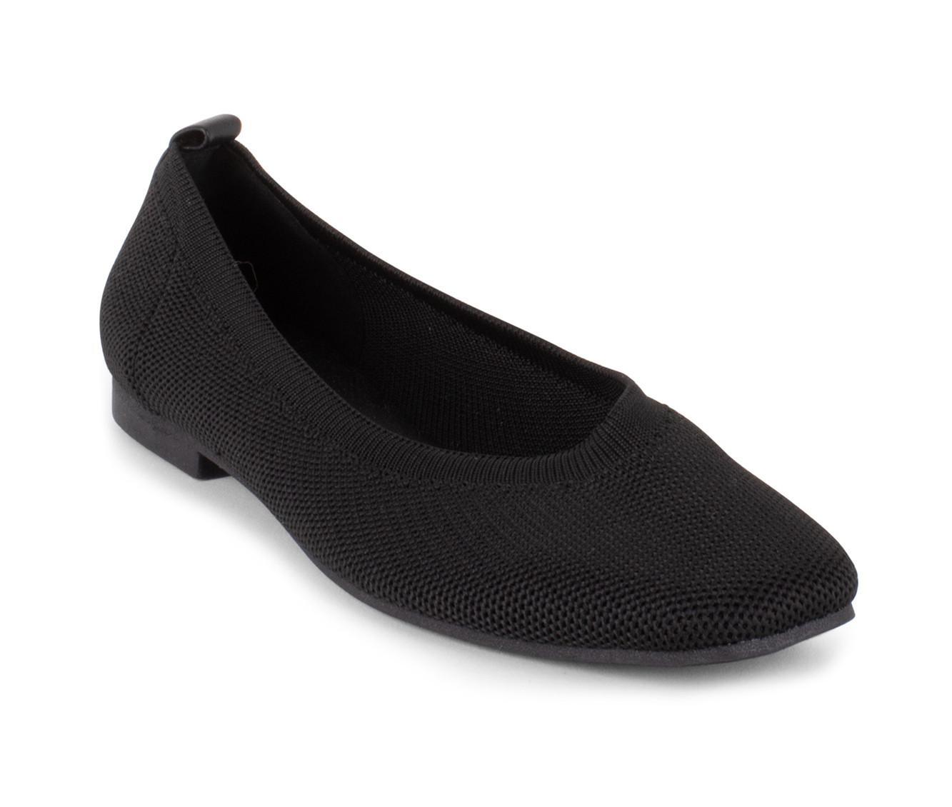 Women's Tahari Barcelona Flats Product Image