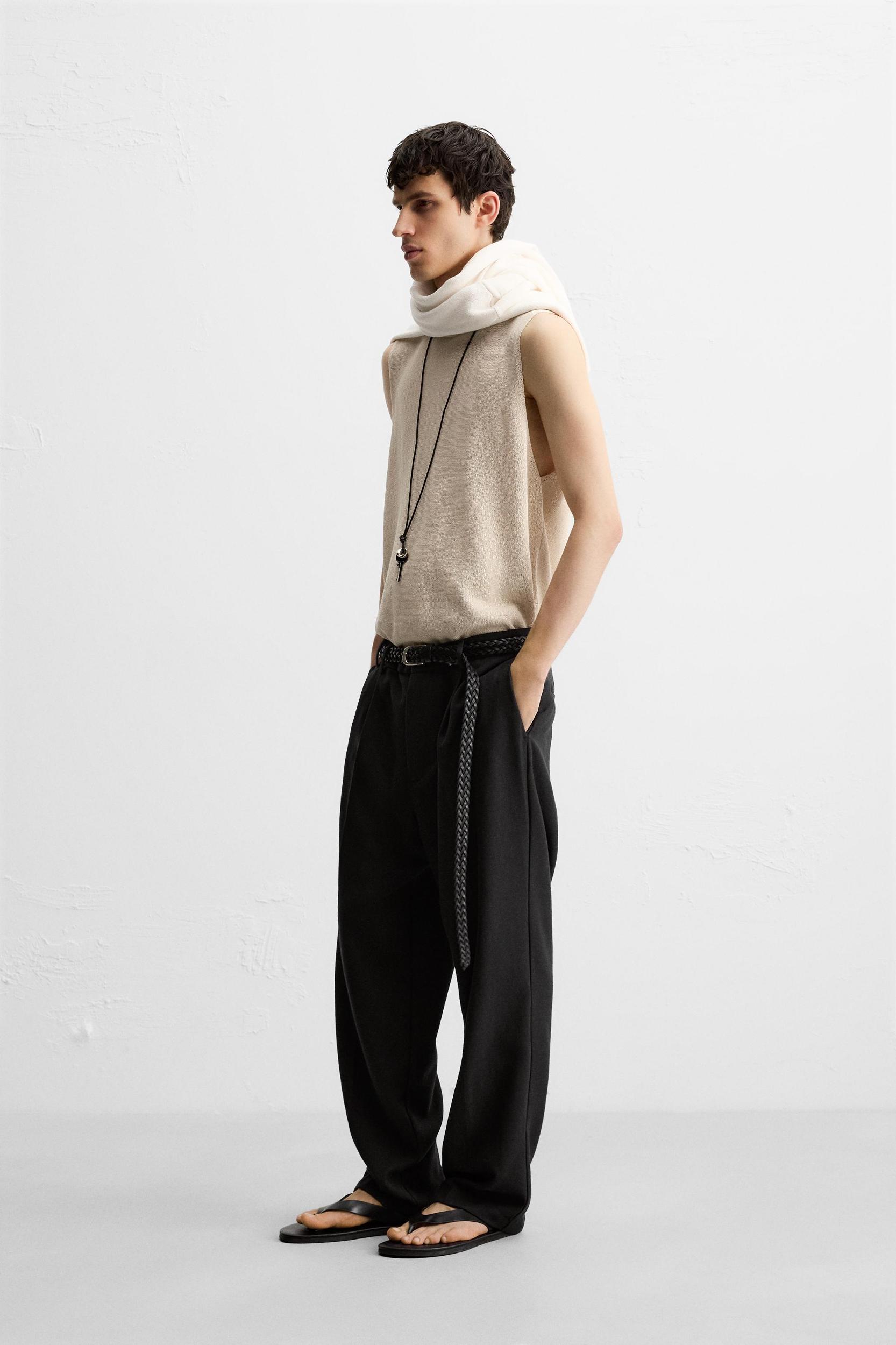 PLEATED RELAXED FIT PANTS Product Image