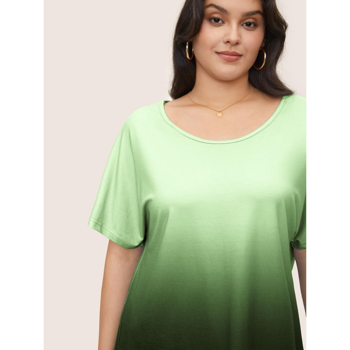 Plus Size Ombre Round Neck Batwing Sleeve T-shirt DarkGreen Women Casual U-neck Everyday T-shirts BloomChic 10/M Product Image