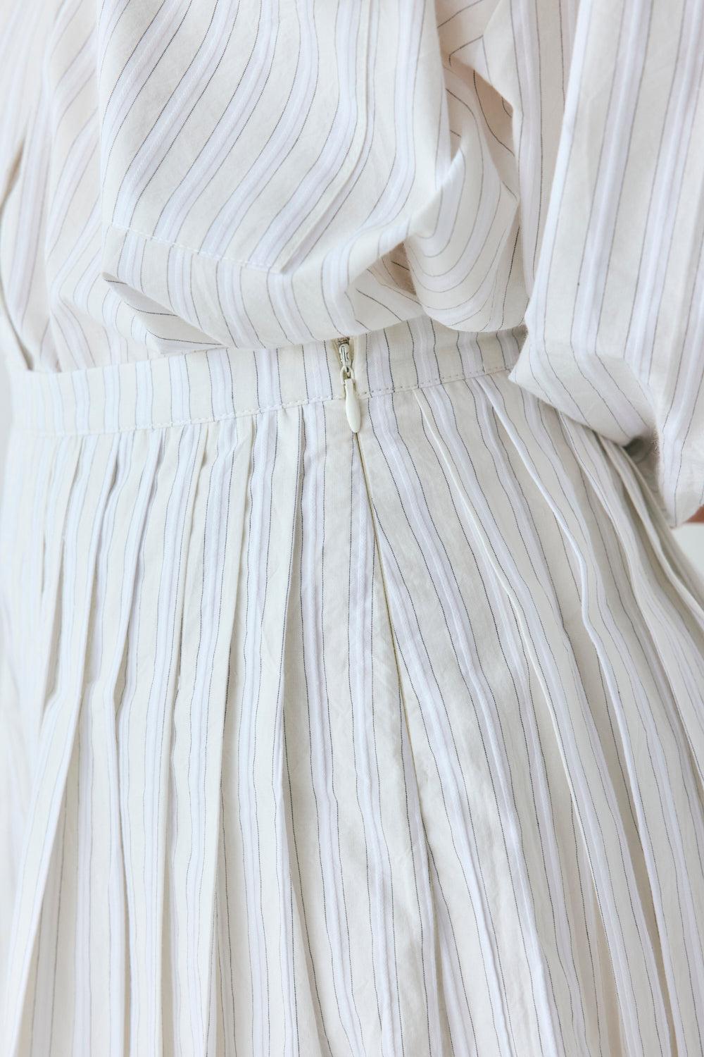 Nala Shorts Cream Stripe Product Image