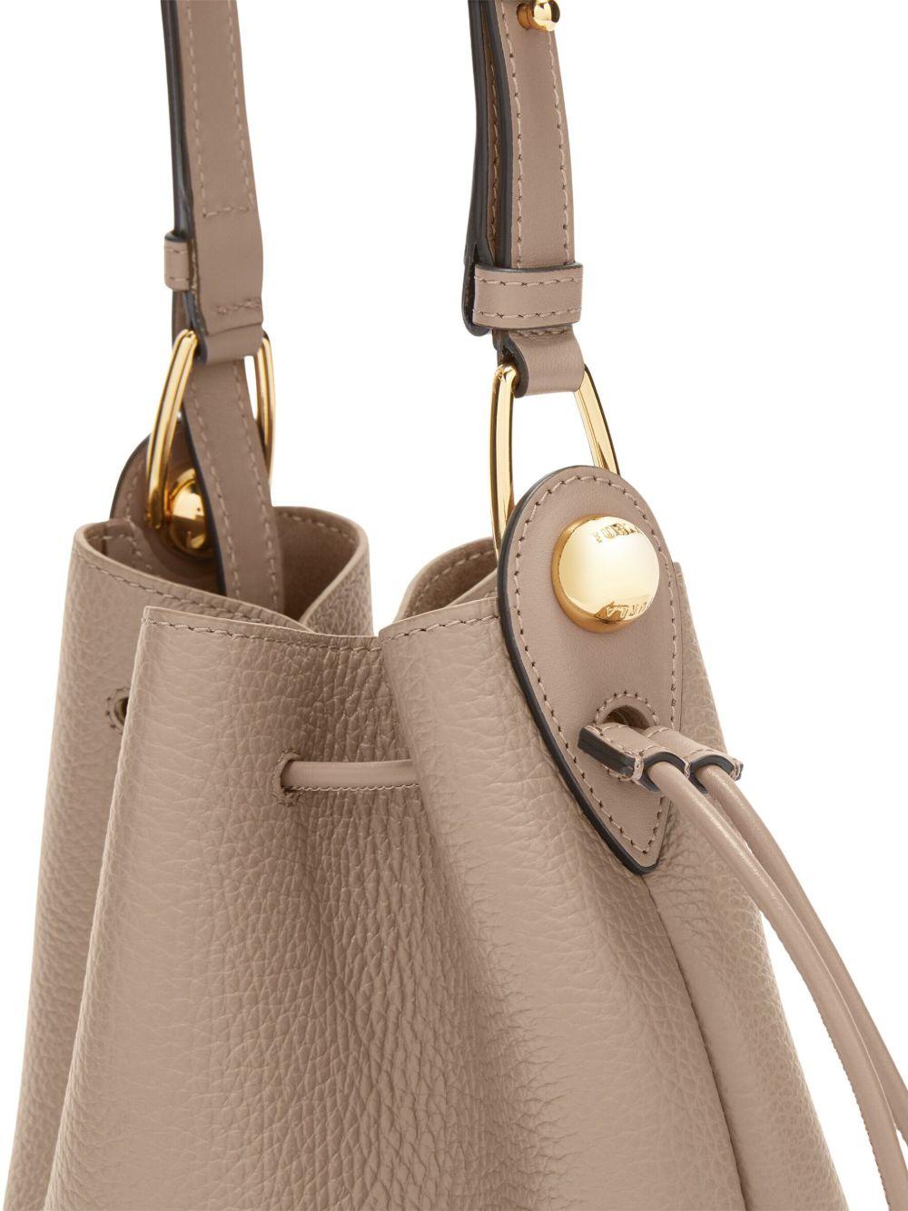 leather bucket bag Product Image