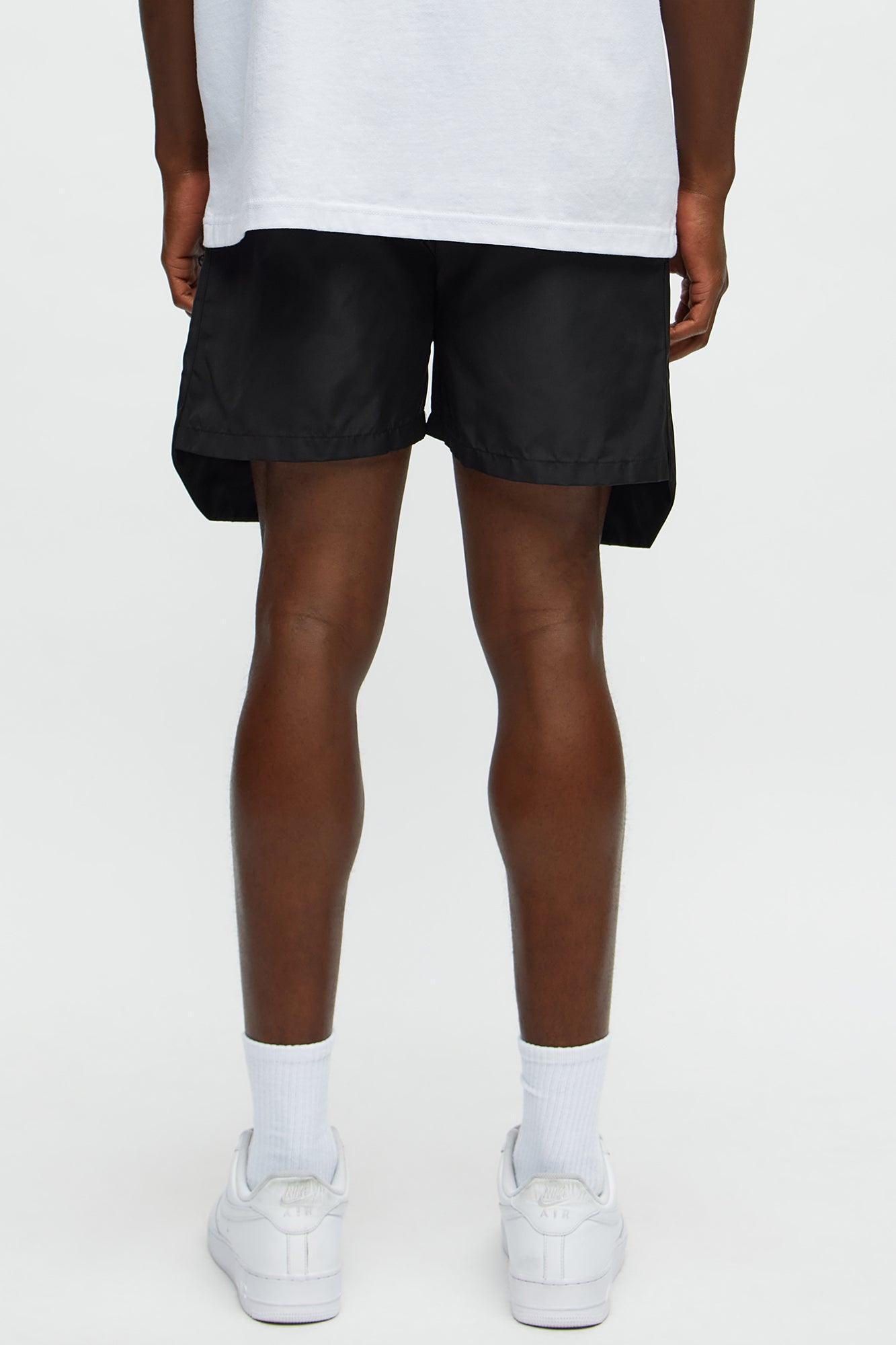 Cargo Pockets Relaxed Drawstring Shorts - Black Male Product Image