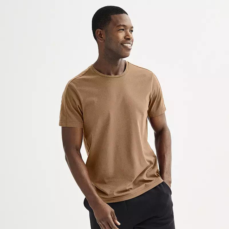 Men's Tek Gear® Essential Gear Tee,  Product Image