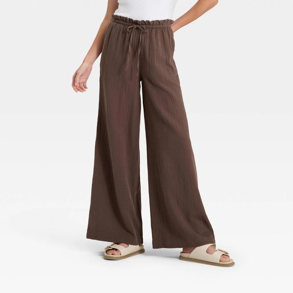 Women's High-Rise Wide Leg Pull-On Pants - Universal Thread™ Product Image