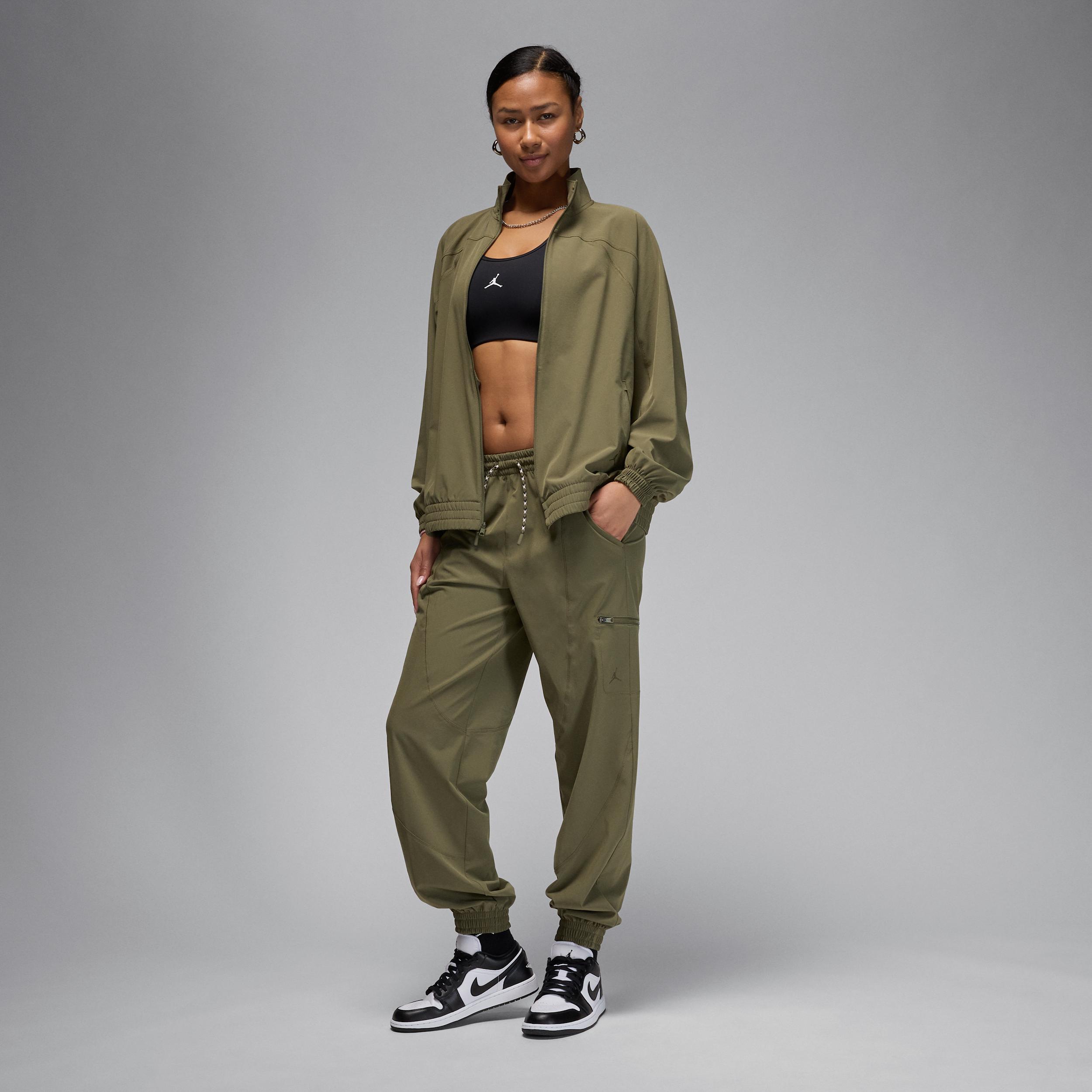 Jordan Sport Women's Tunnel Pants Product Image