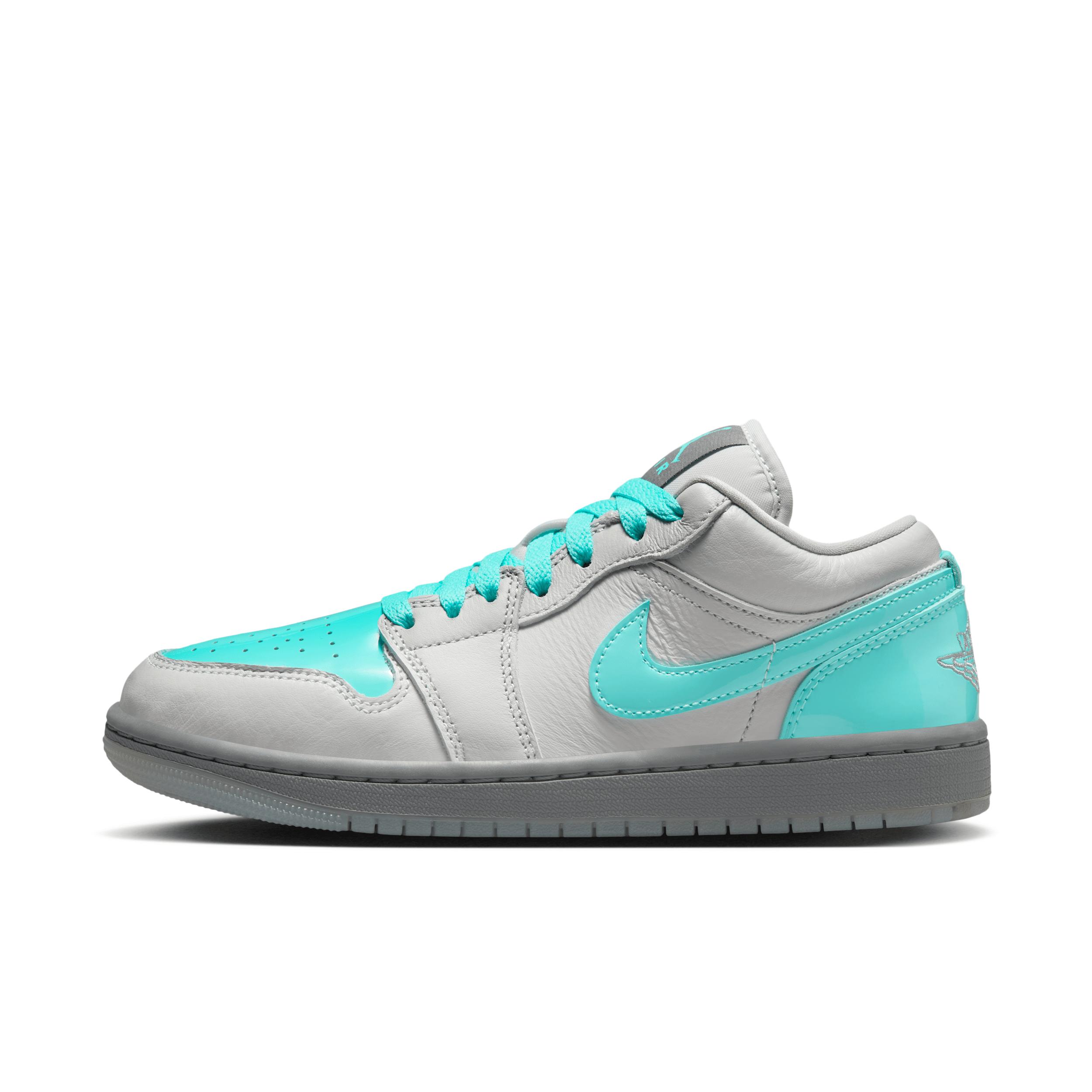 Air Jordan 1 Low SE Women's Shoes Product Image