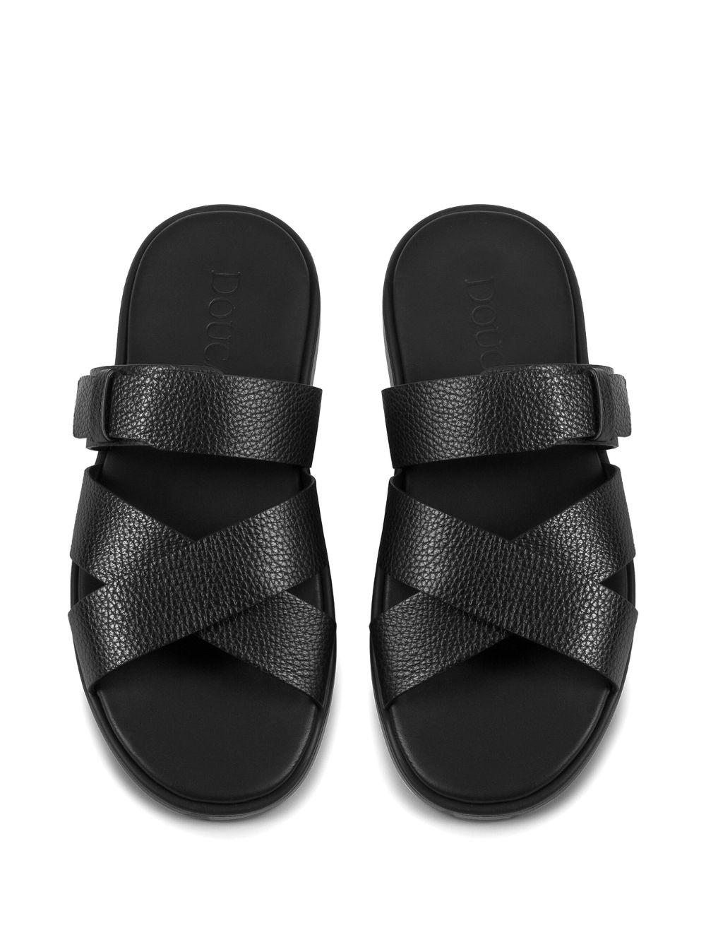 leather sandals Product Image