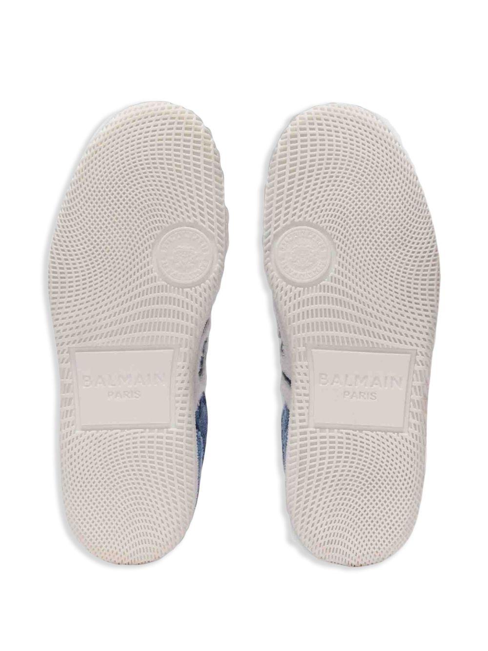 Swan sneakers Product Image