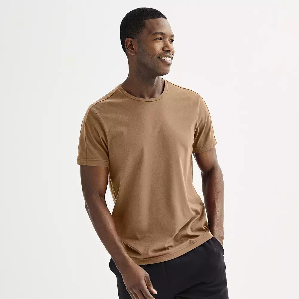 Men's Tek Gear® Essential Gear Tee,  Product Image