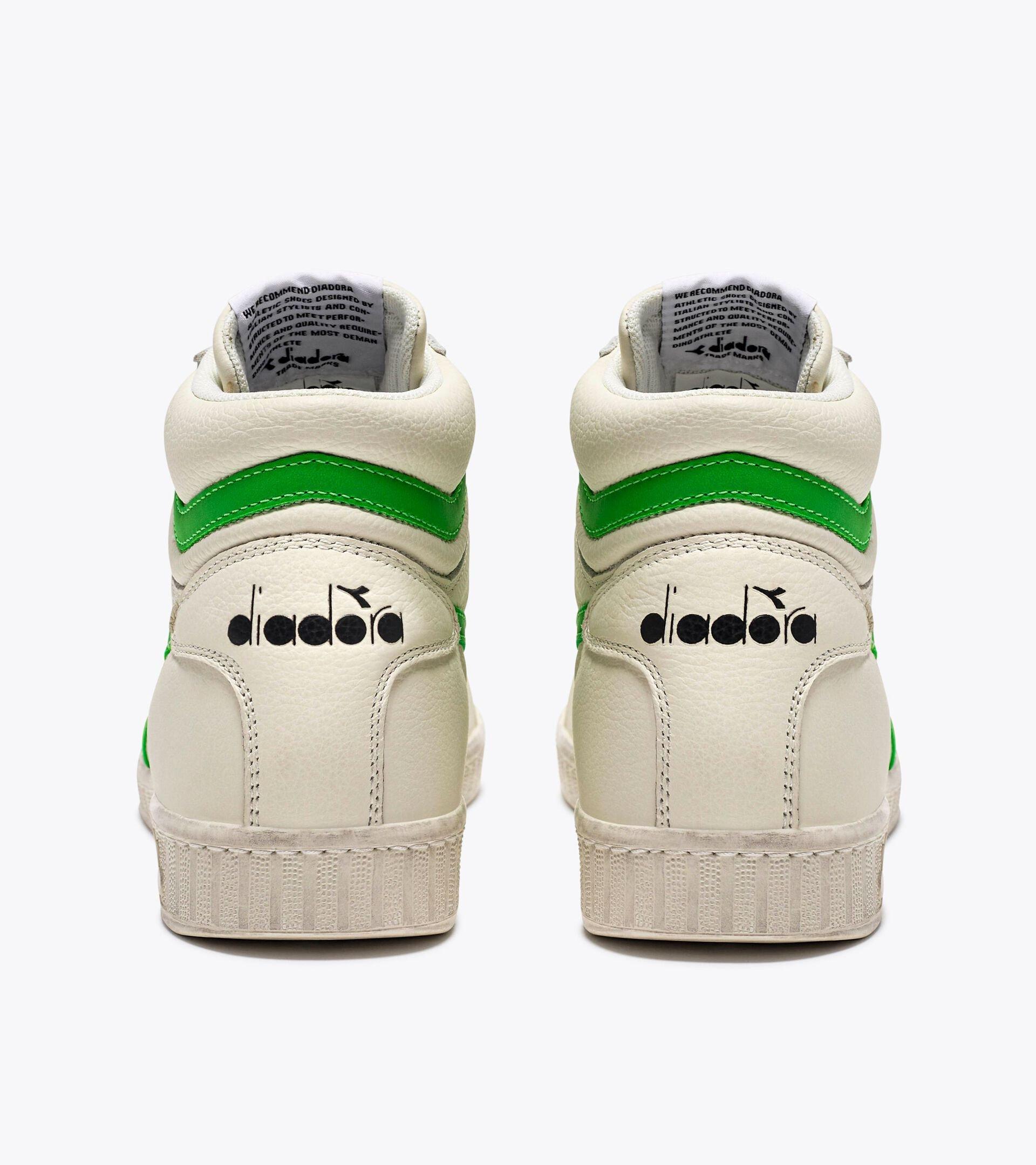 GAME L HIGH FLUO WAXED Product Image