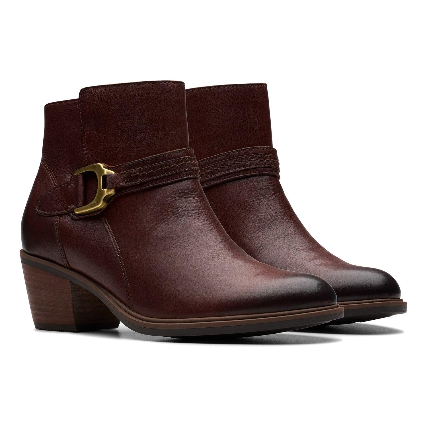 Neva Buckle Product Image