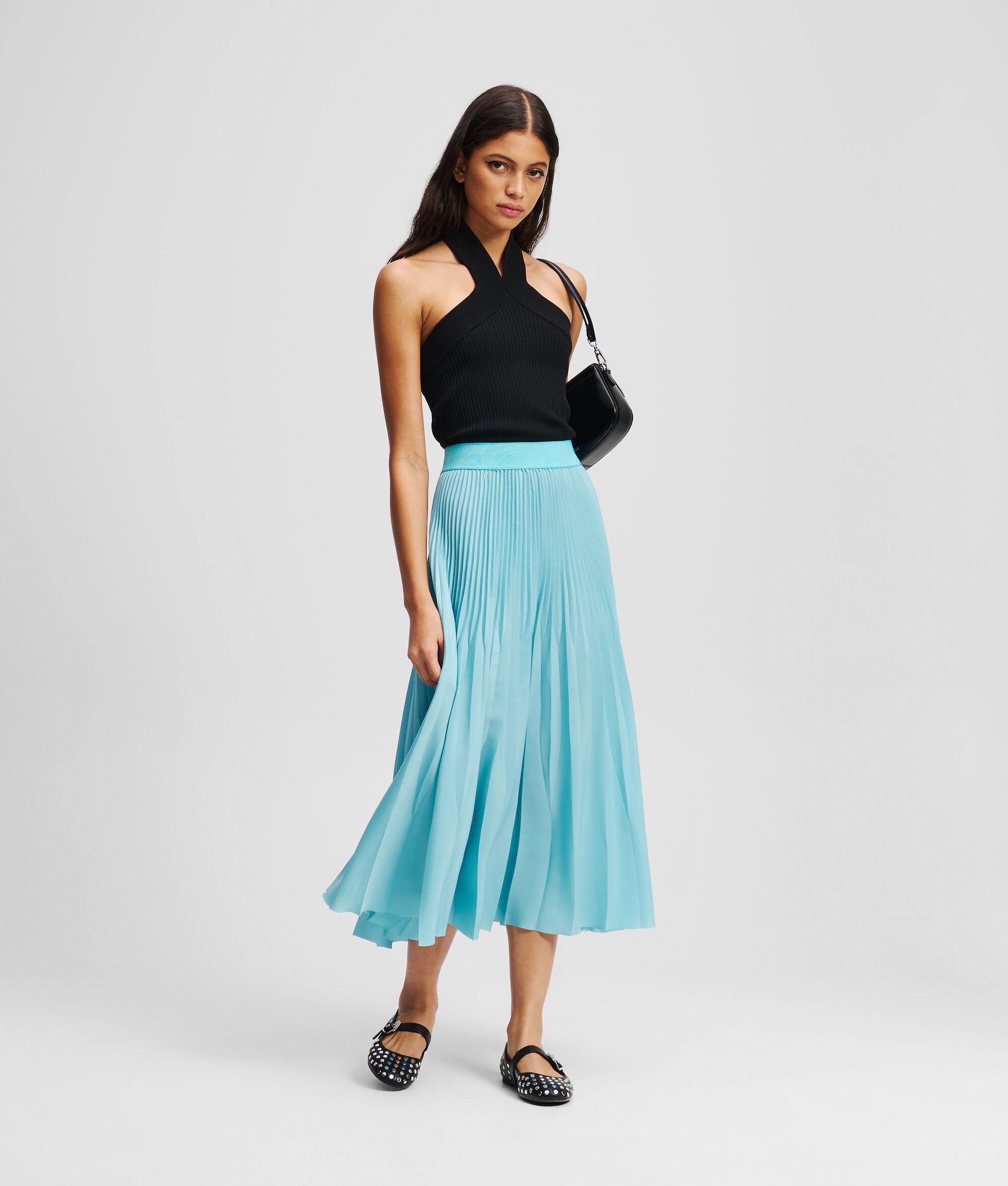 HALTERNECK KNITTED TOP Product Image