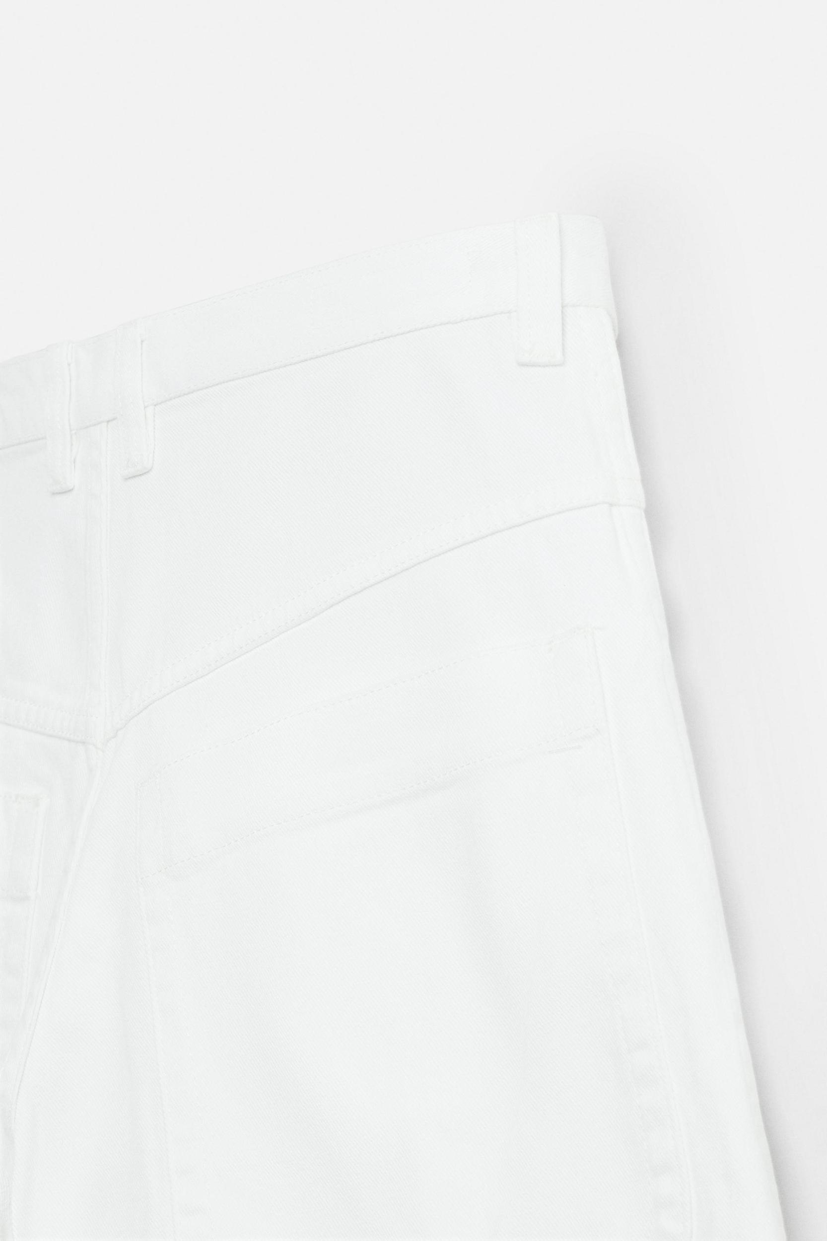 OVERSIZED FIT DENIM BERMUDA SHORTS Product Image