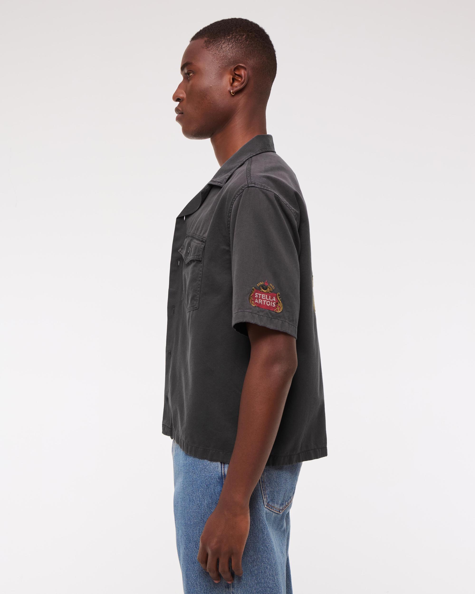 Short-Sleeve Cropped Modelo Workwear Button-Up Shirt Product Image