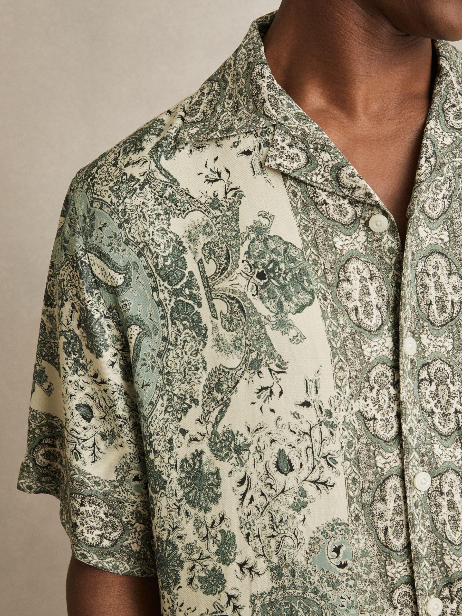 Paisley-Print Cuban-Collar Shirt in Green Product Image