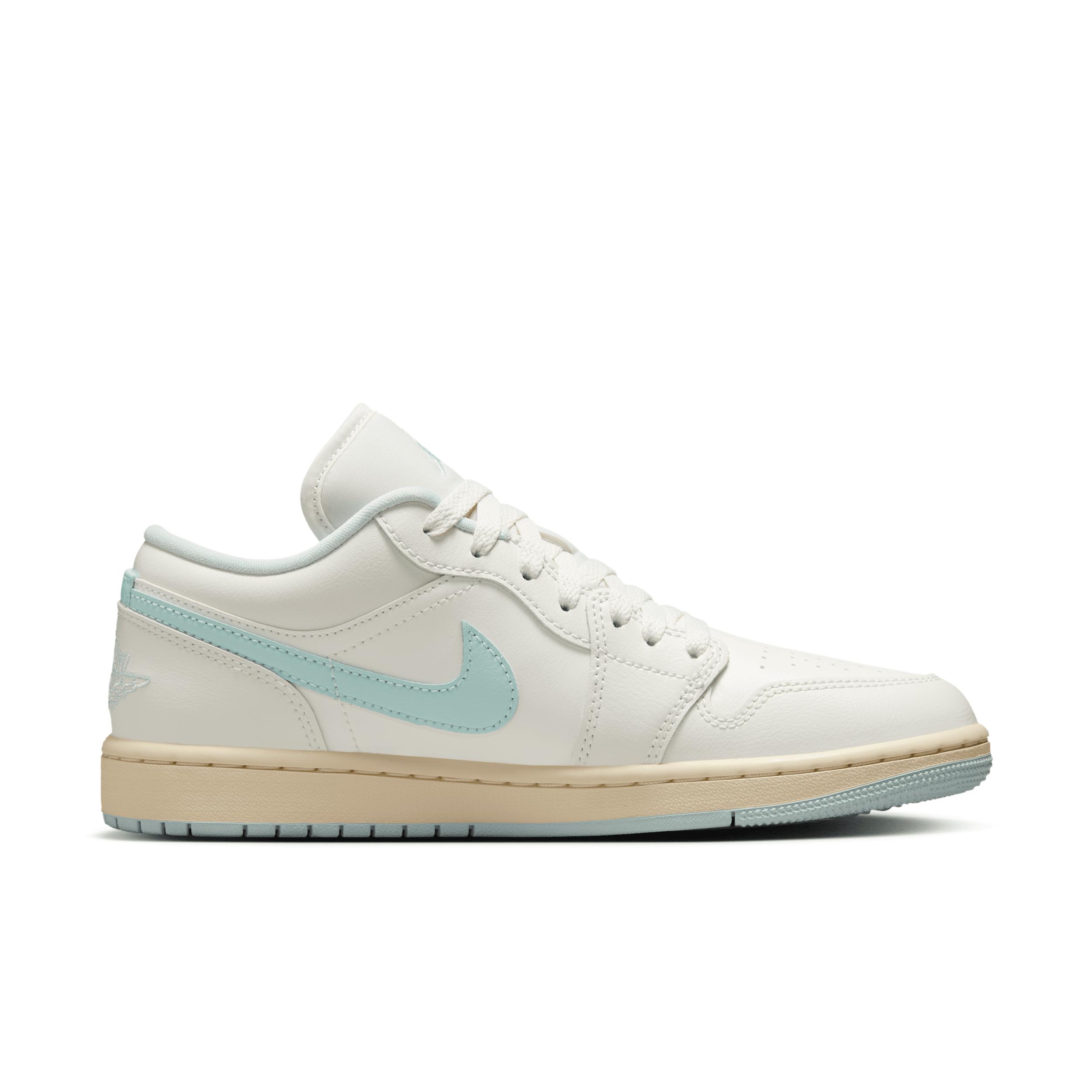 Womens Air Jordan 1 Low Shoes | DC0774-134 Product Image