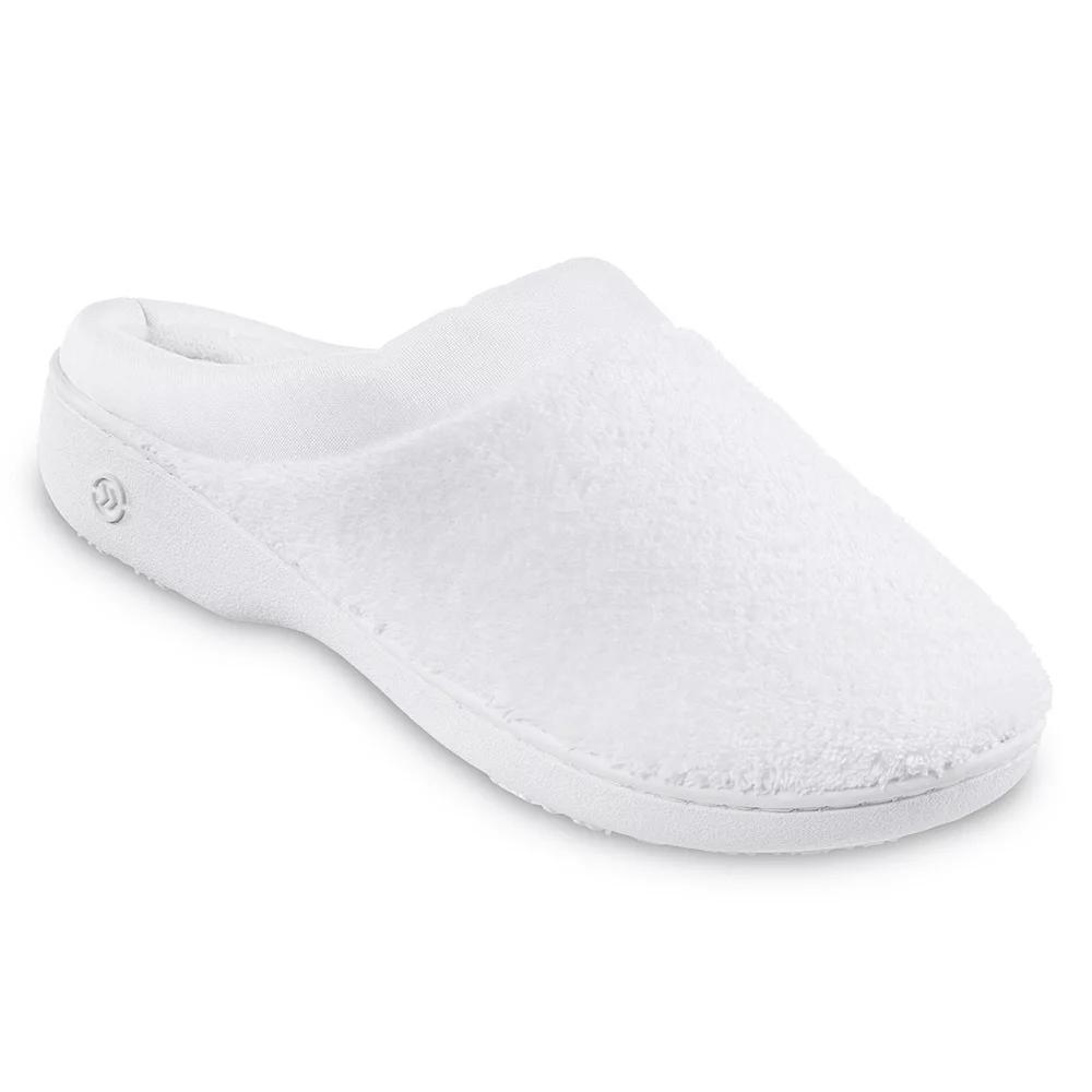 isotoner Microterry Hoodback Women's Clog Slippers,  Product Image