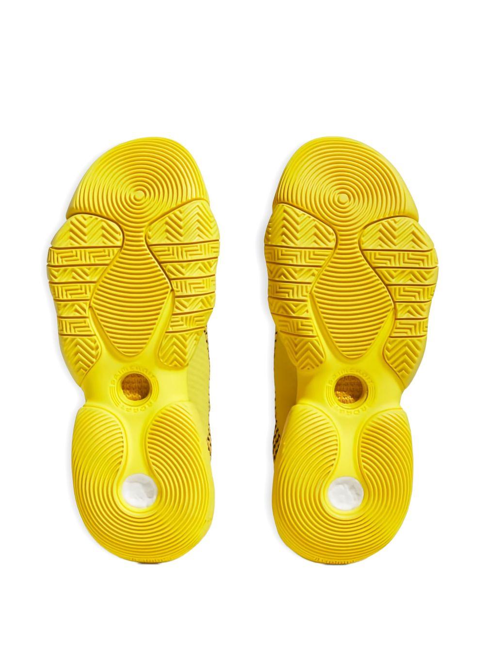 Trae Young 2.0 "Hazy Yellow" sneakers Product Image