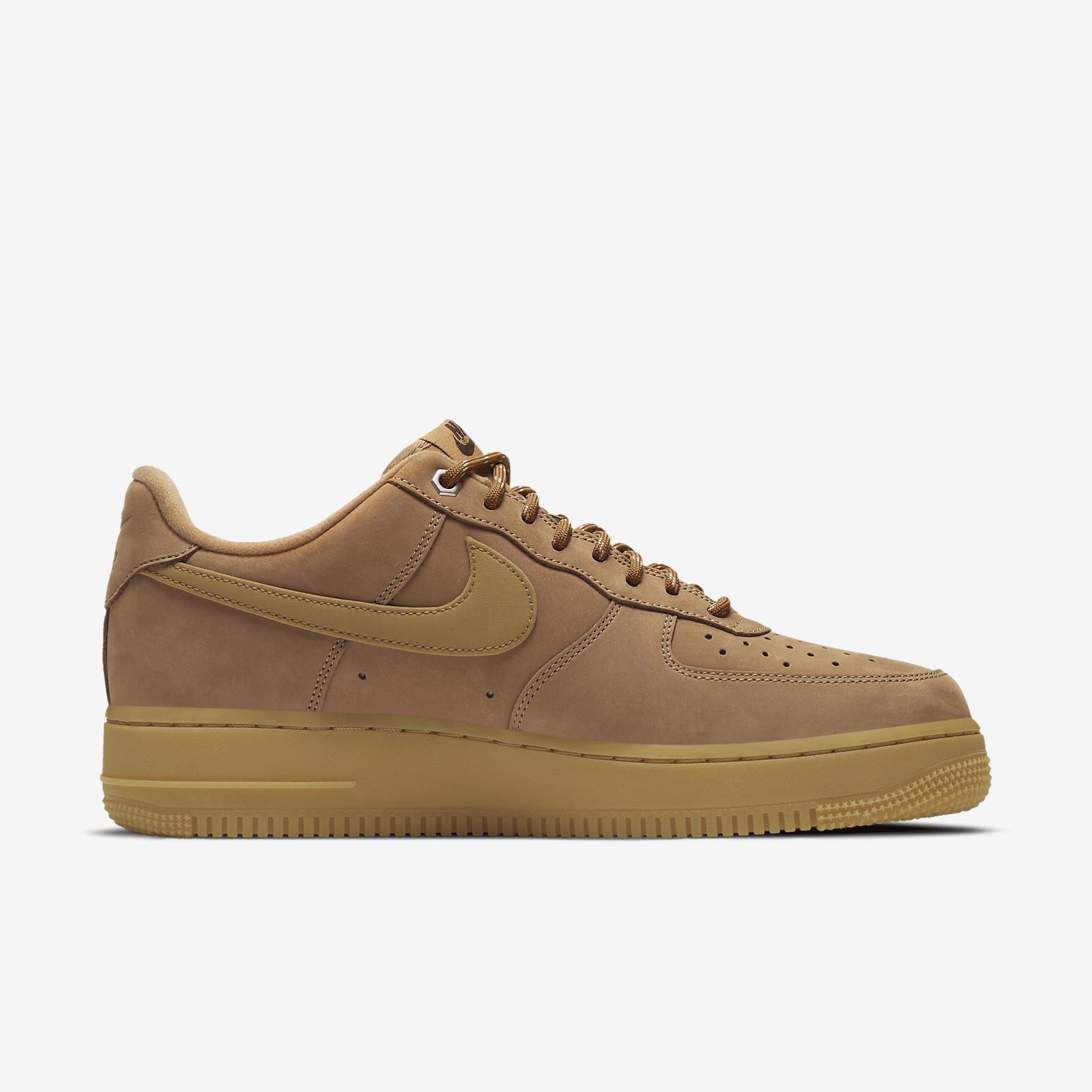 Nike Mens Air Force 1 07 WB Casual Shoes Product Image
